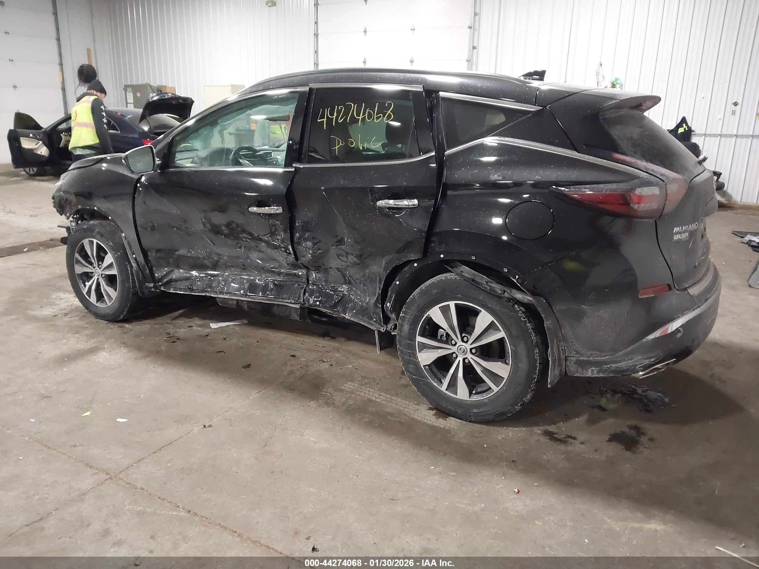 NISSAN MURANO image 3