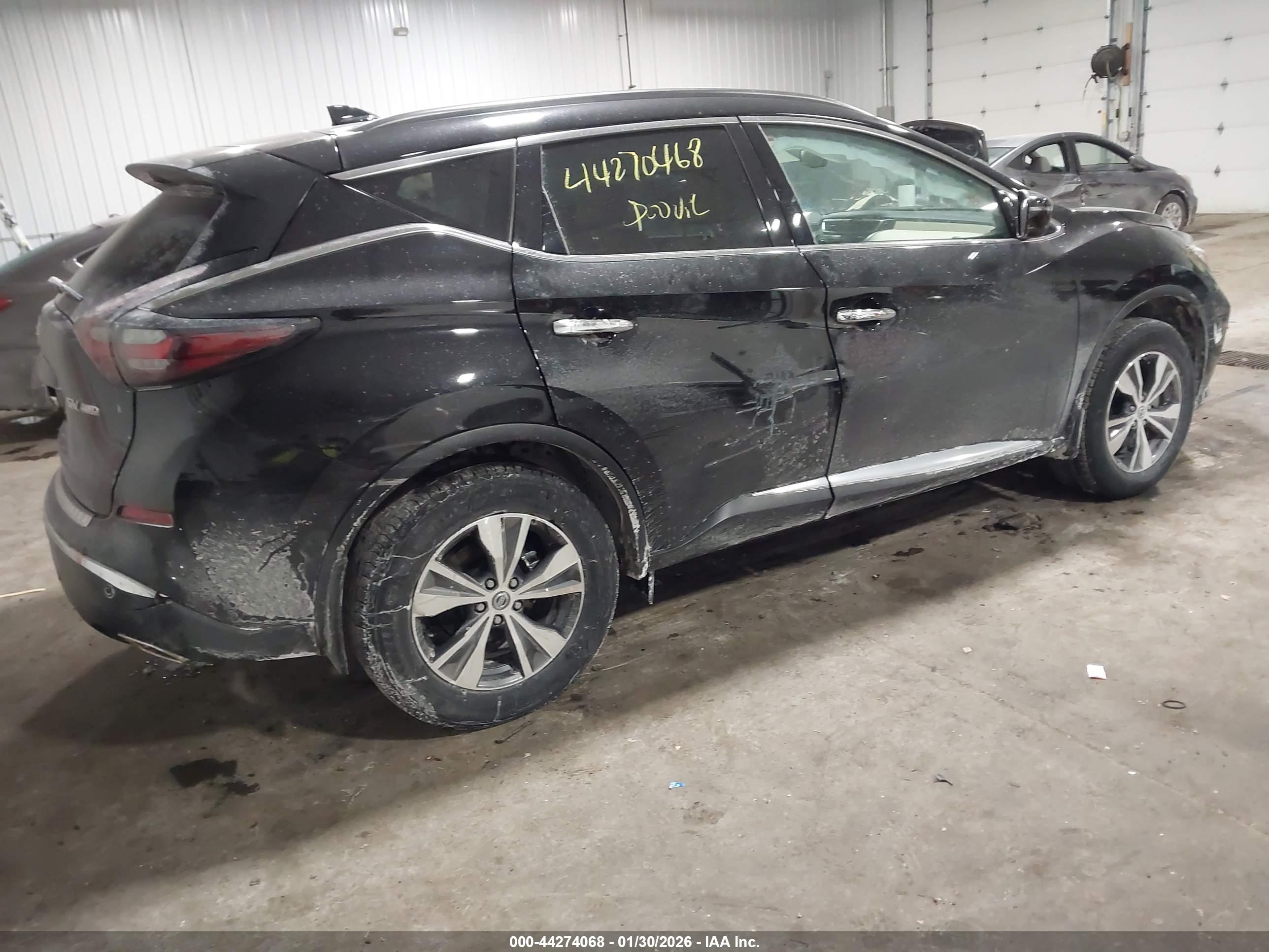 NISSAN MURANO image 4