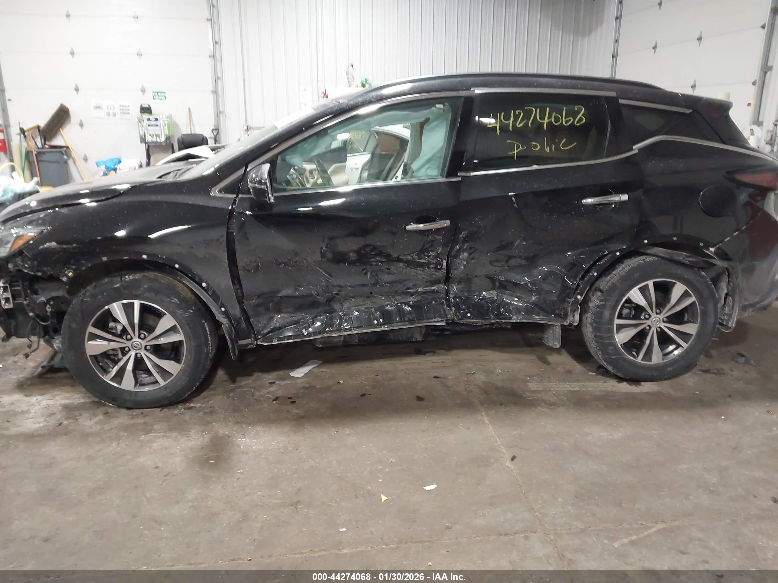 NISSAN MURANO image 6
