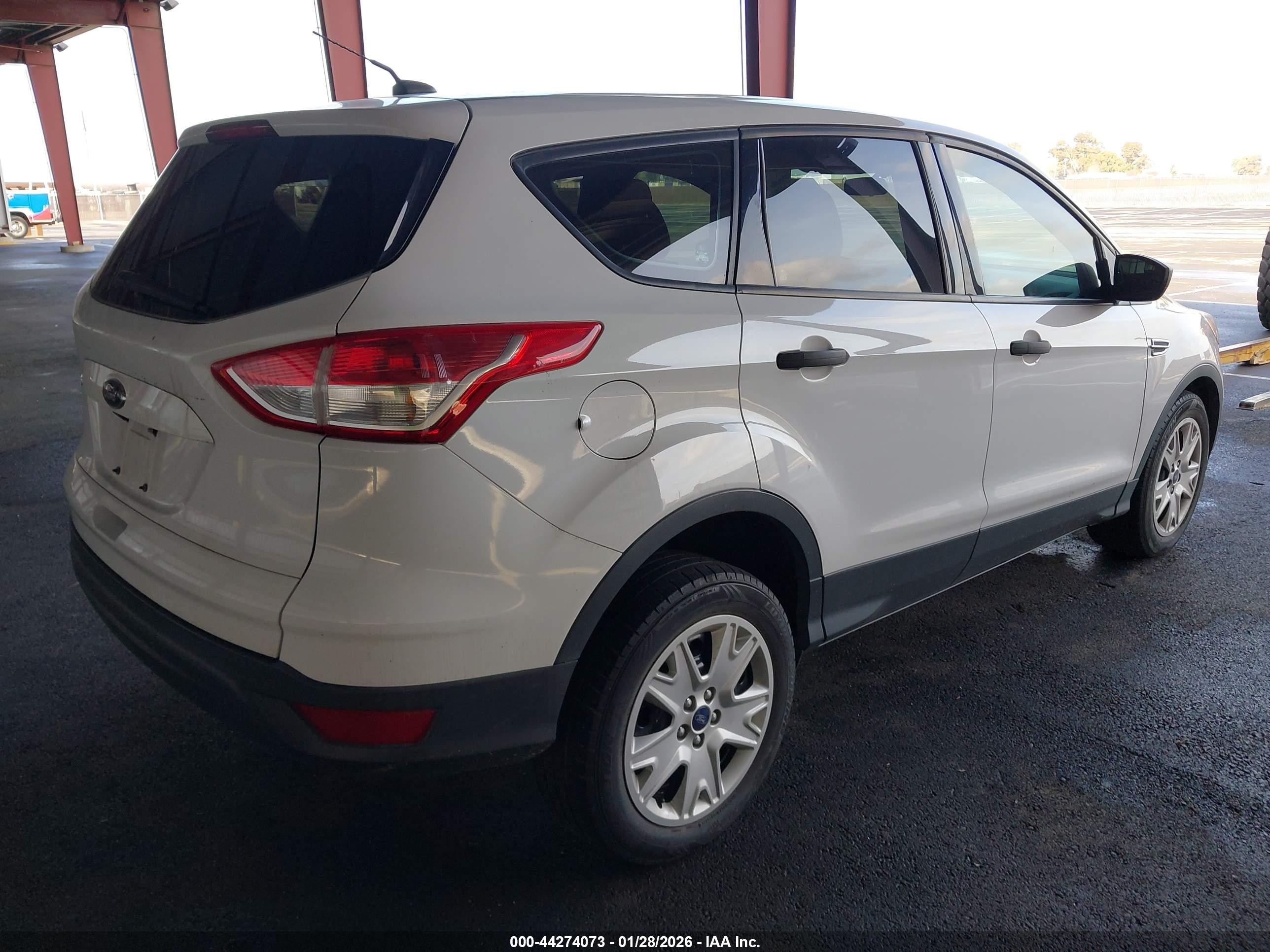 FORD ESCAPE image 4