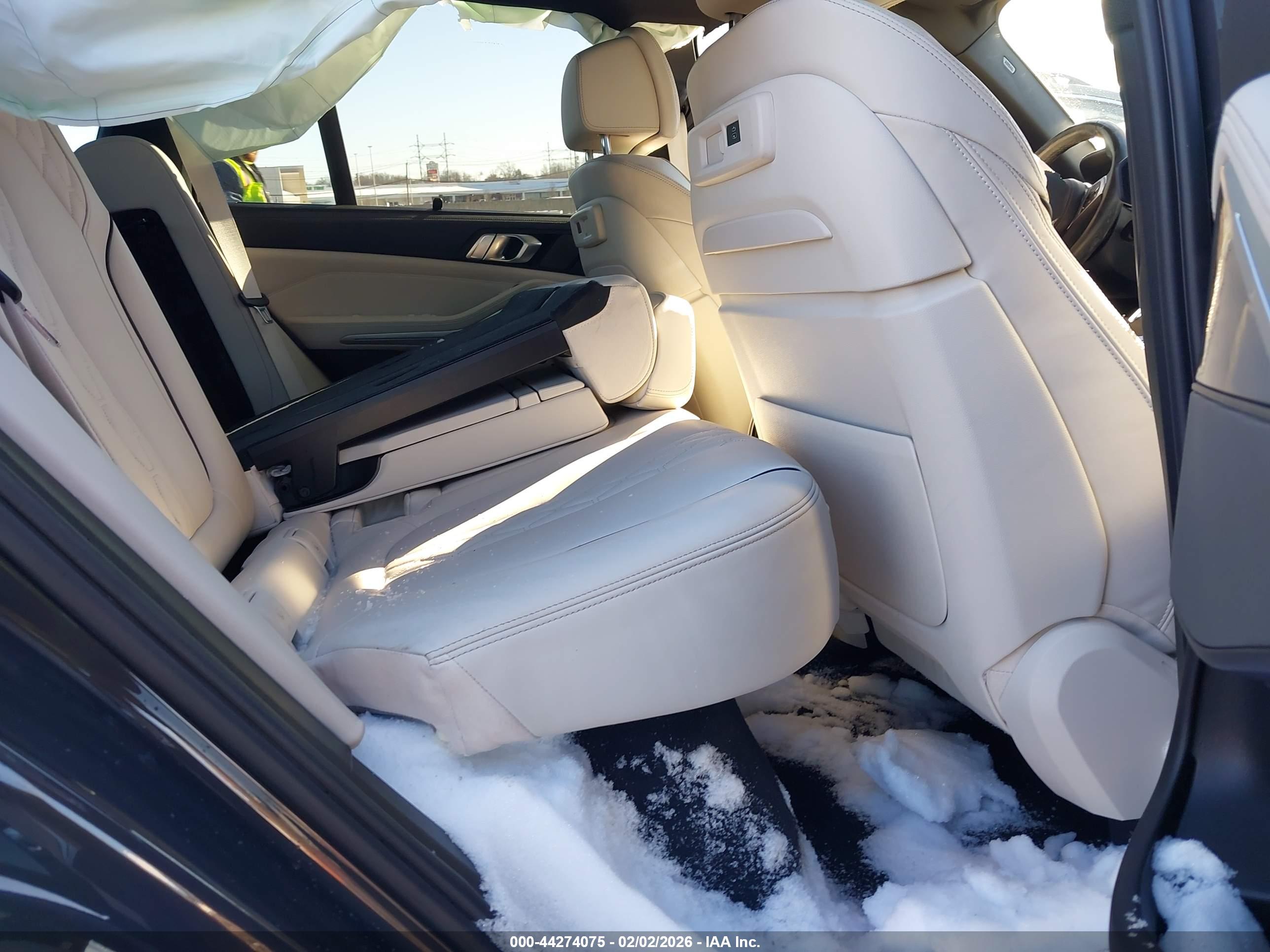 BMW X5 image 8