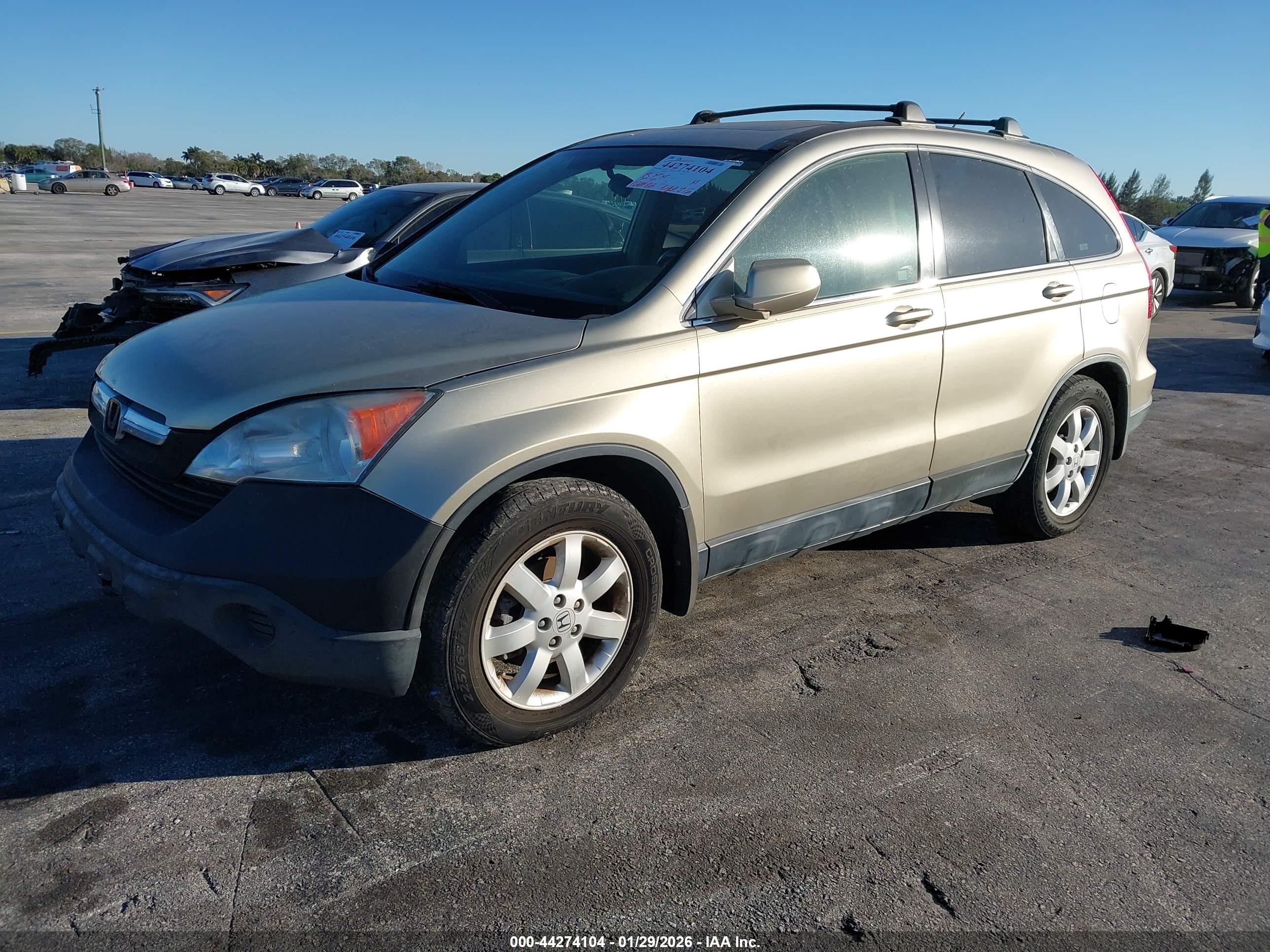 HONDA CR-V image 2