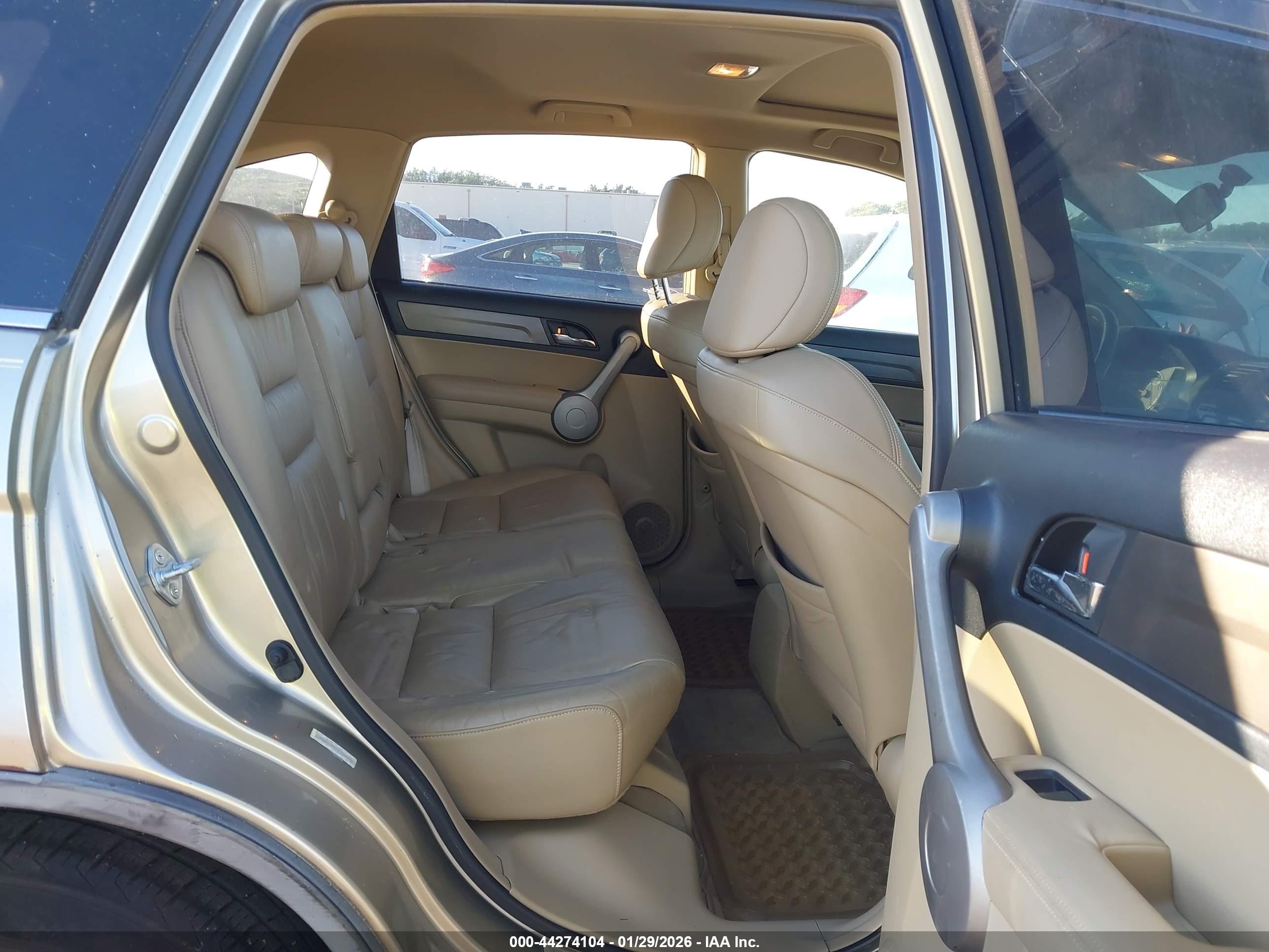 HONDA CR-V image 8