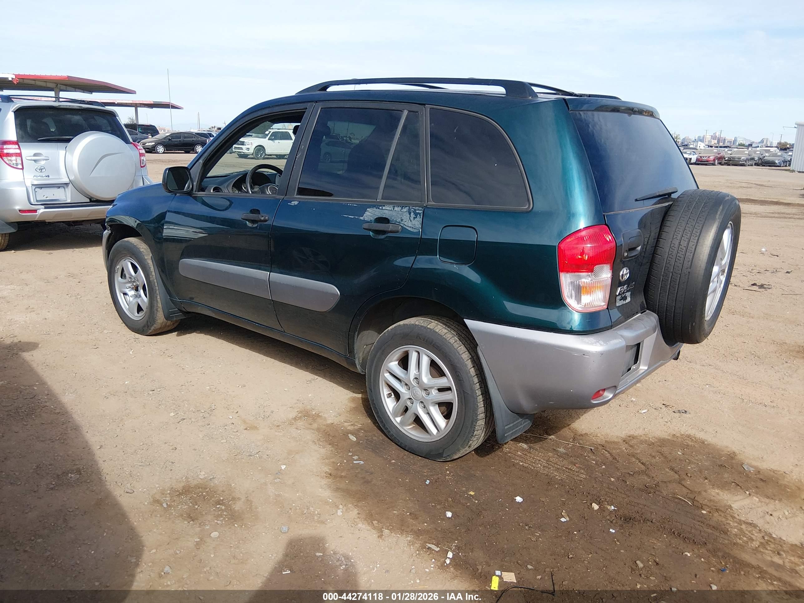 TOYOTA RAV4 image 3