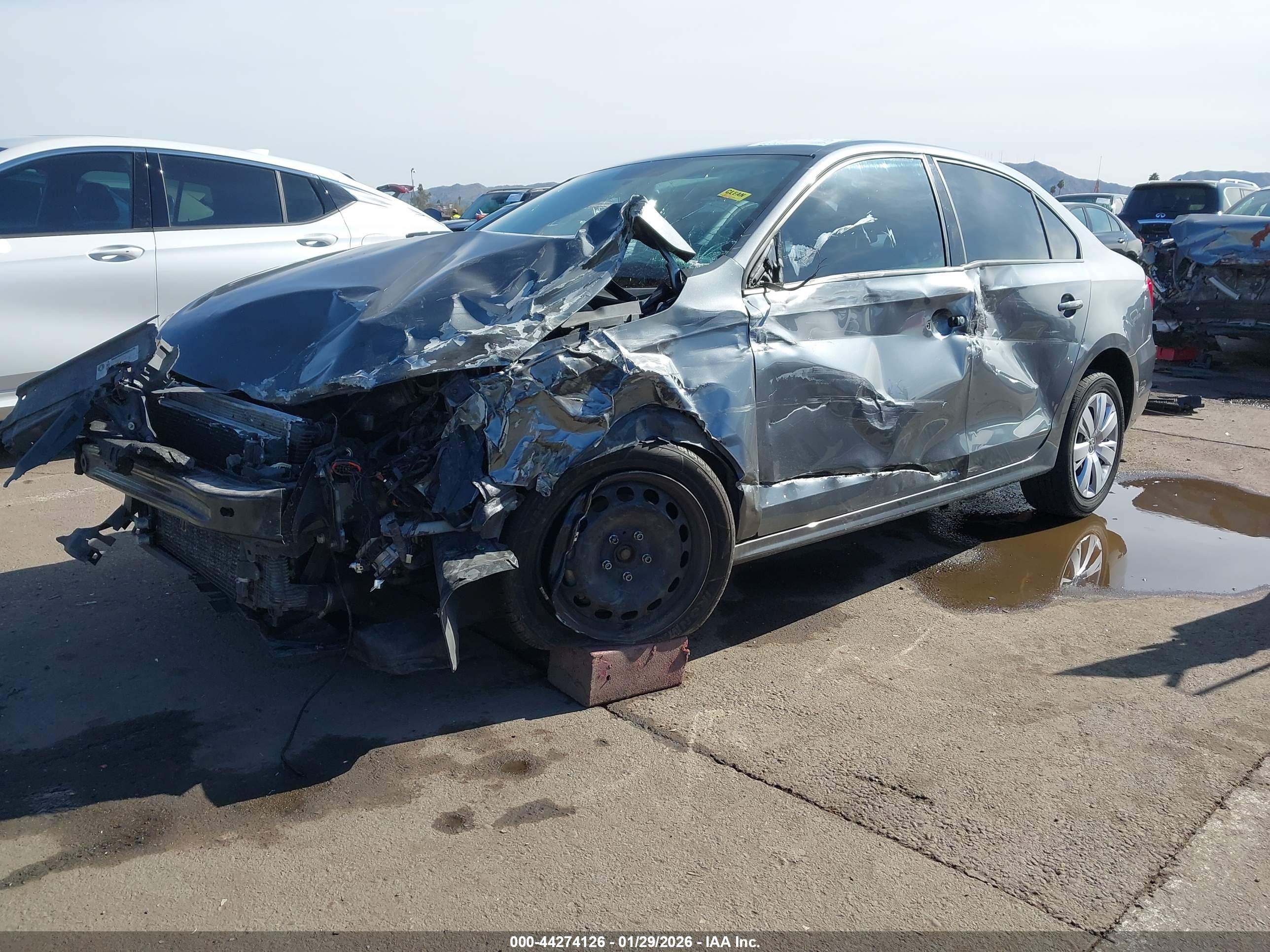 VOLKSWAGEN JETTA image 2