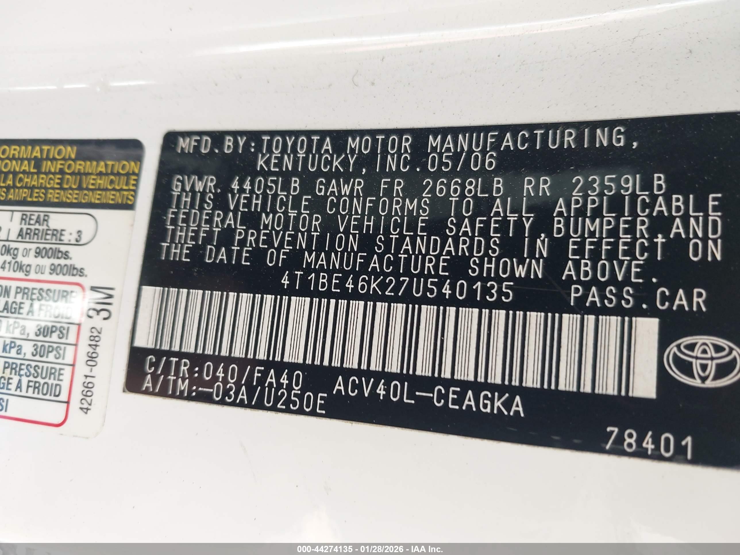 TOYOTA CAMRY image 9