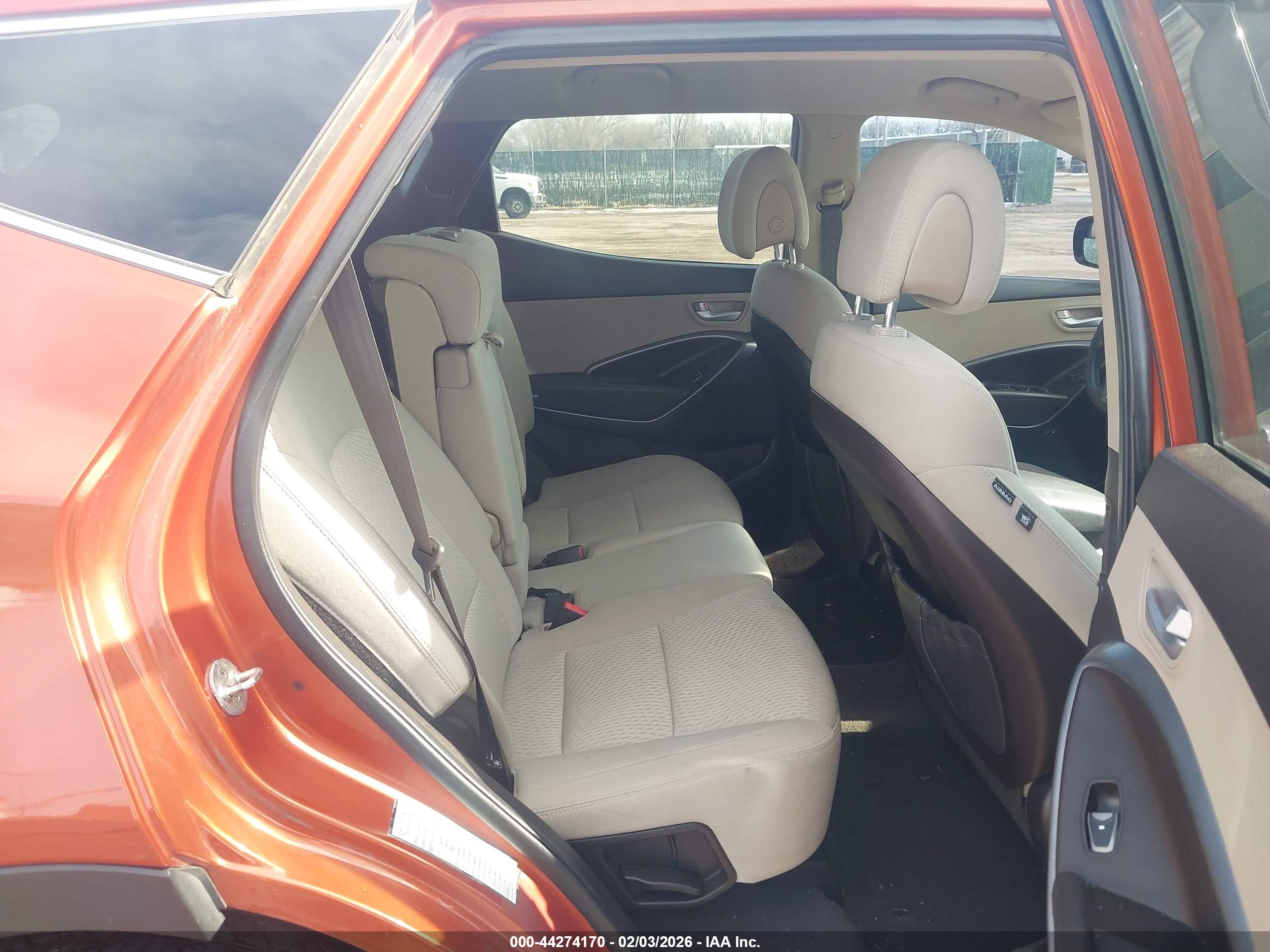 HYUNDAI SANTA image 8