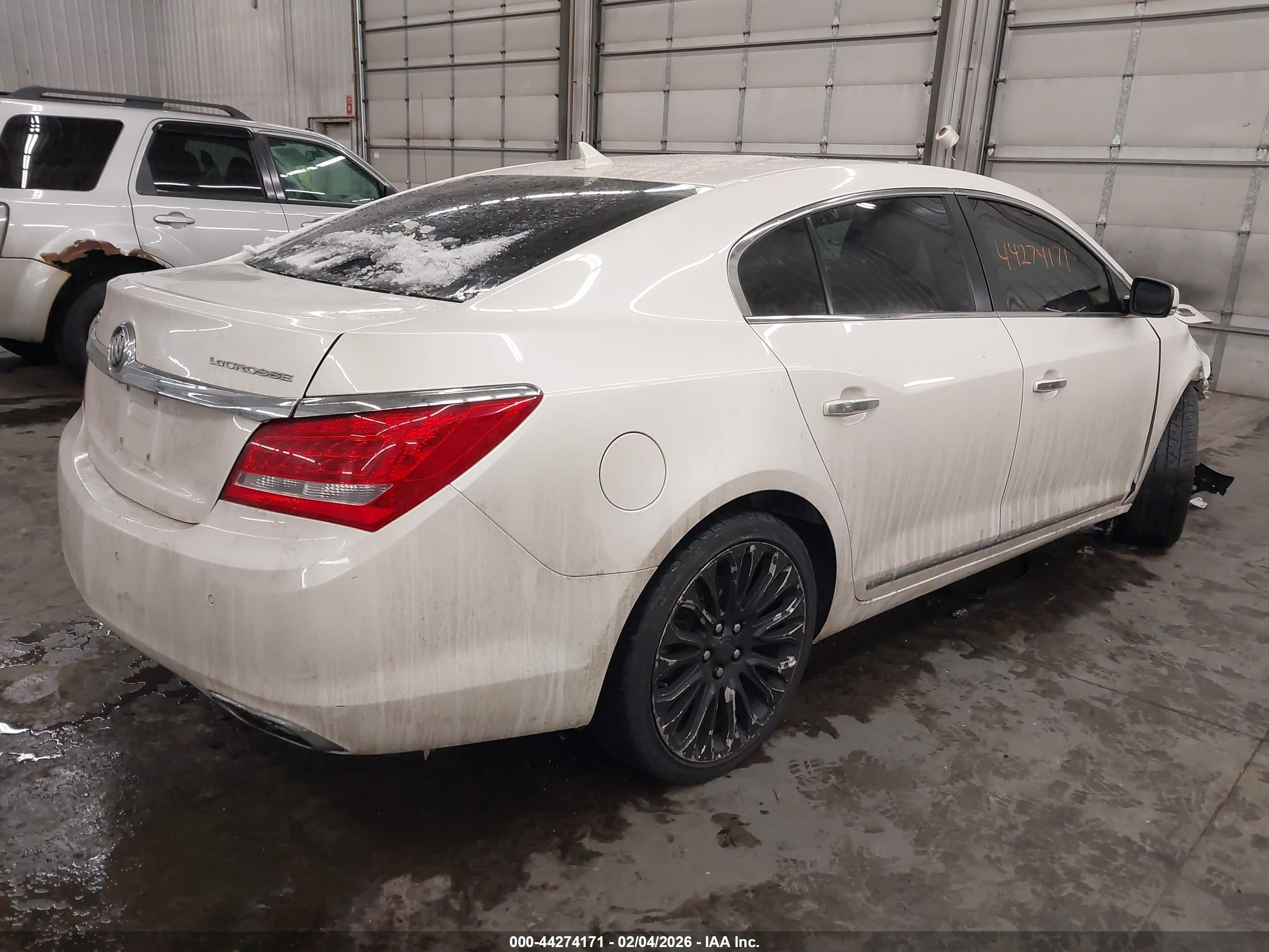 BUICK LACROSSE image 4