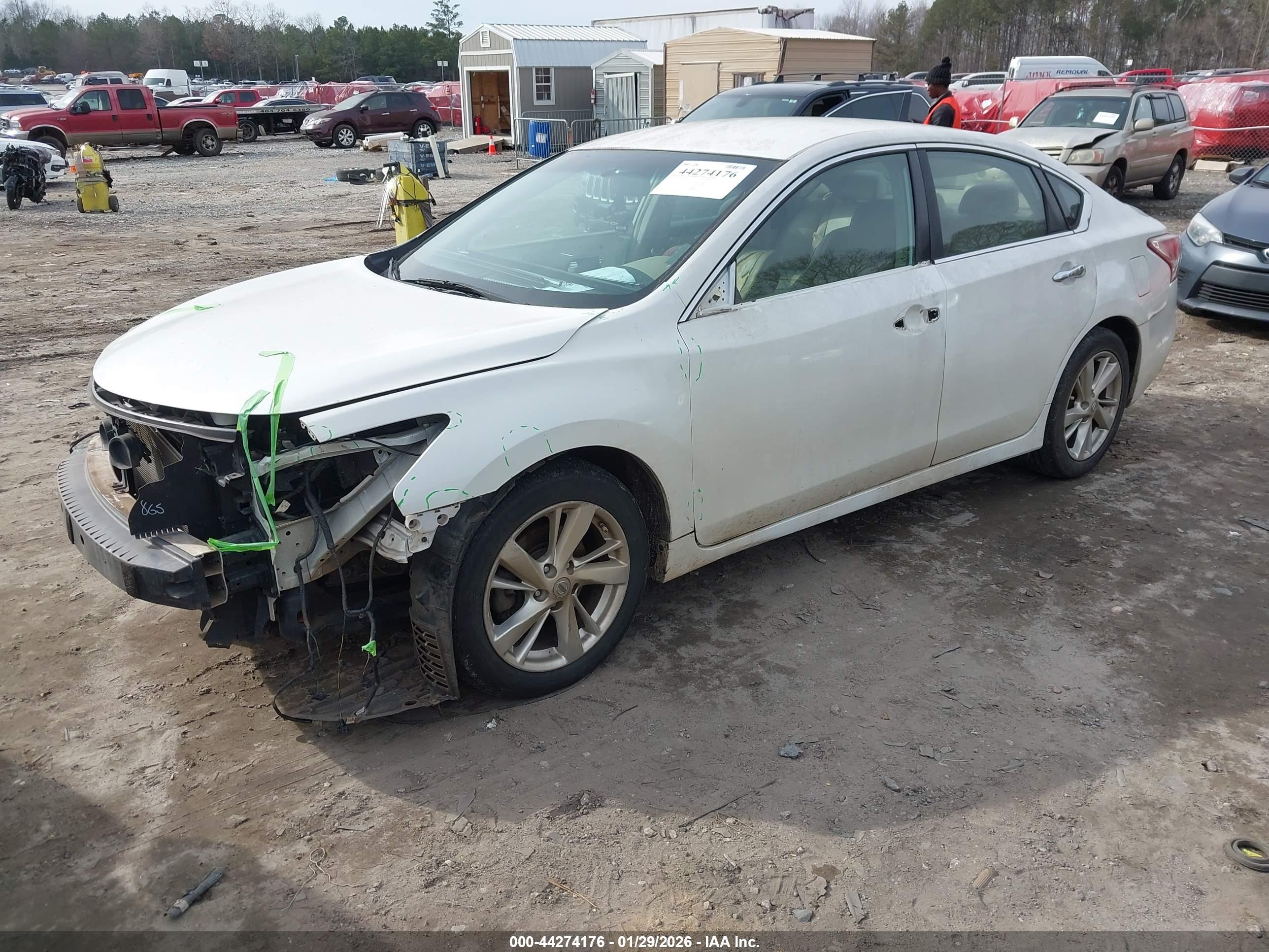 NISSAN ALTIMA image 2