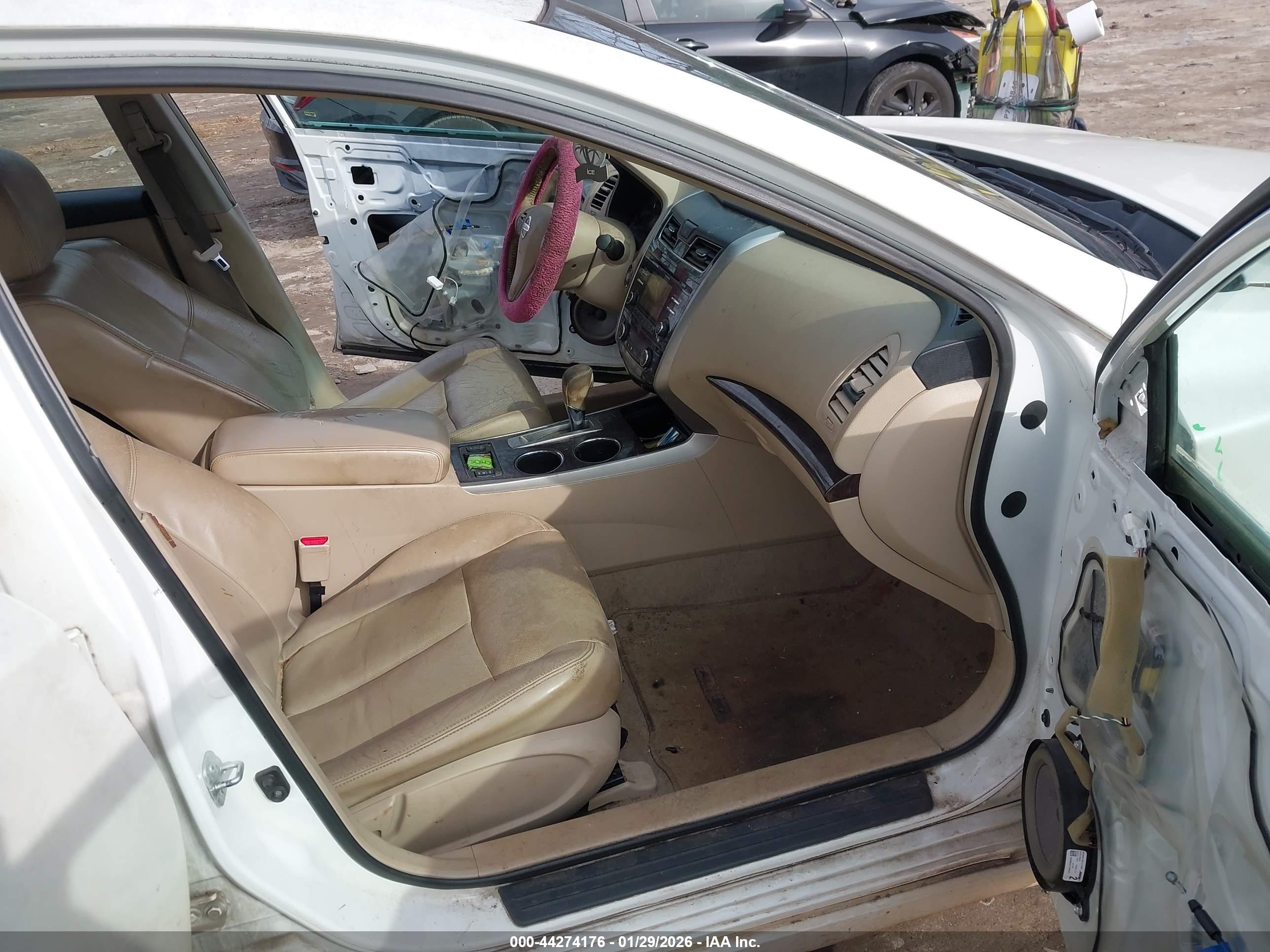 NISSAN ALTIMA image 5