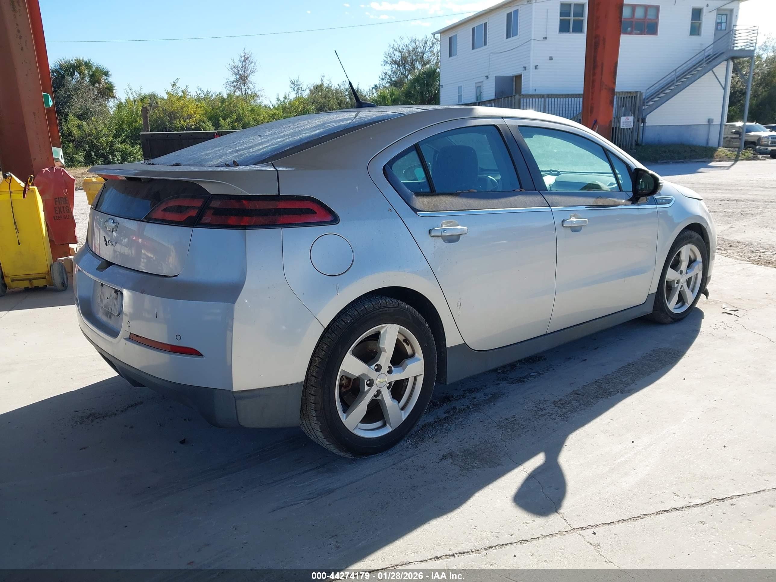 CHEVROLET VOLT image 4