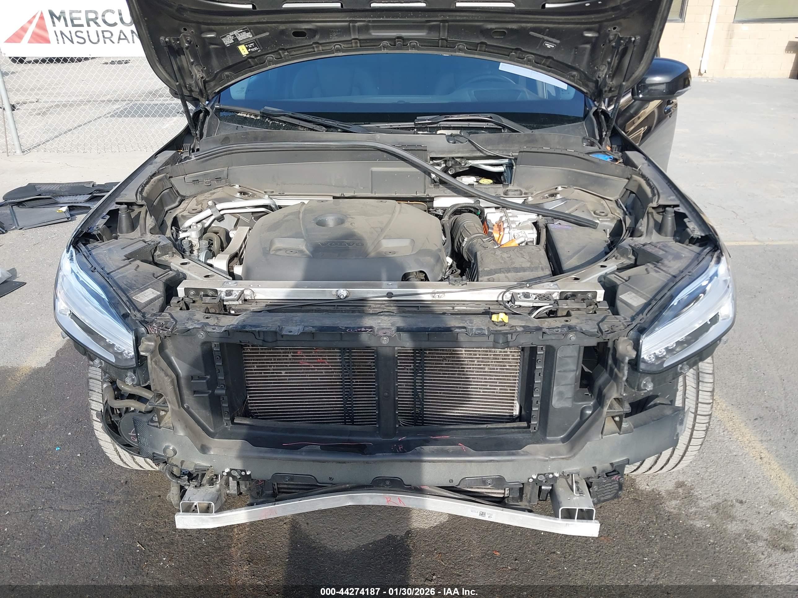 VOLVO XC90 image 10