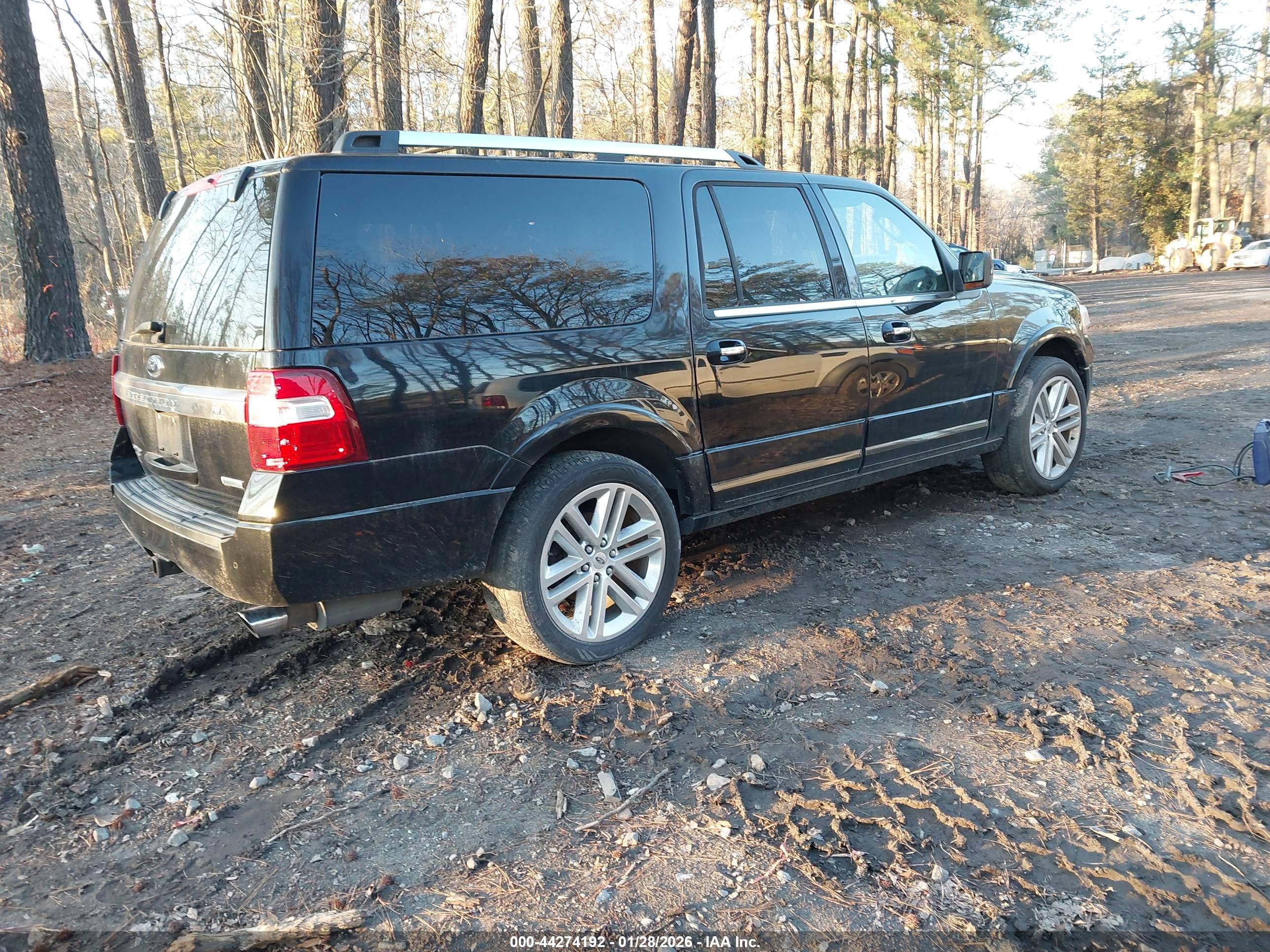 FORD EXPEDITION image 4