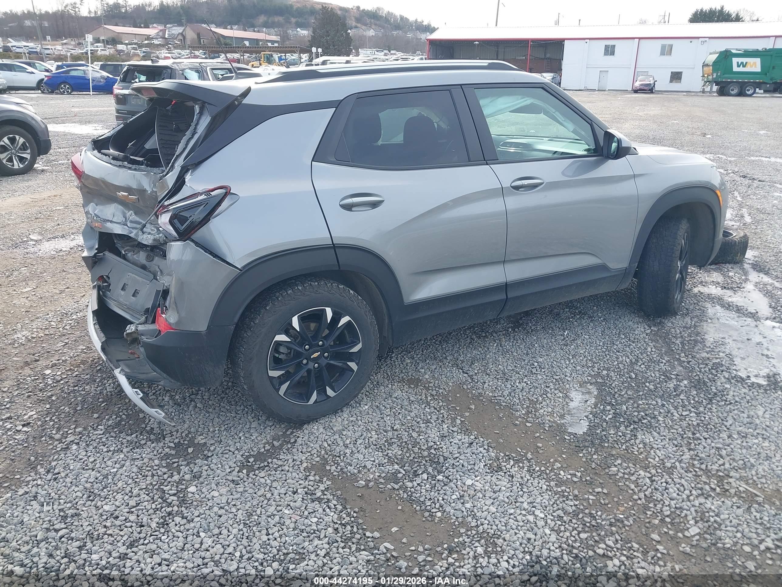 CHEVROLET TRAILBLAZER image 4