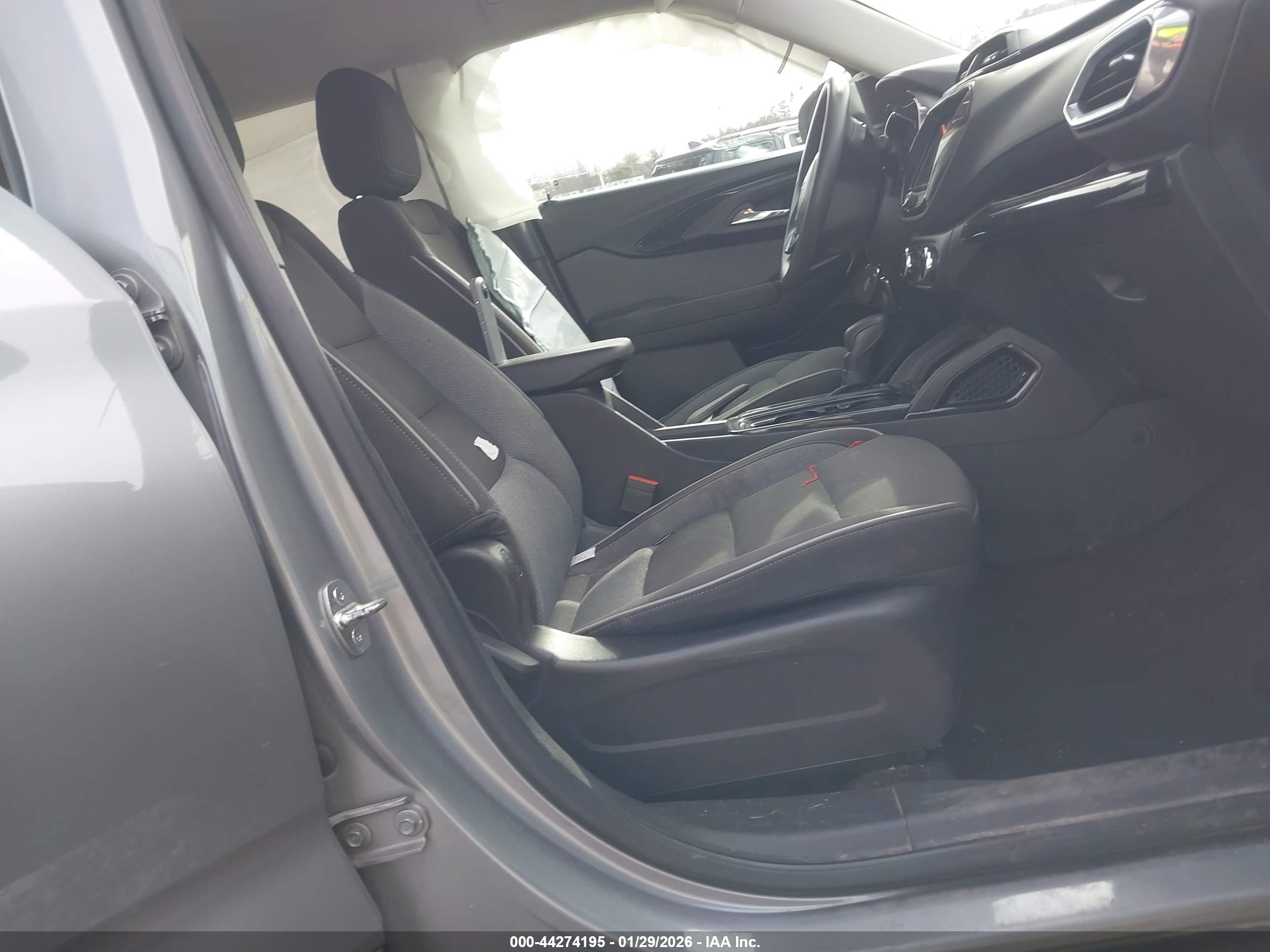 CHEVROLET TRAILBLAZER image 5