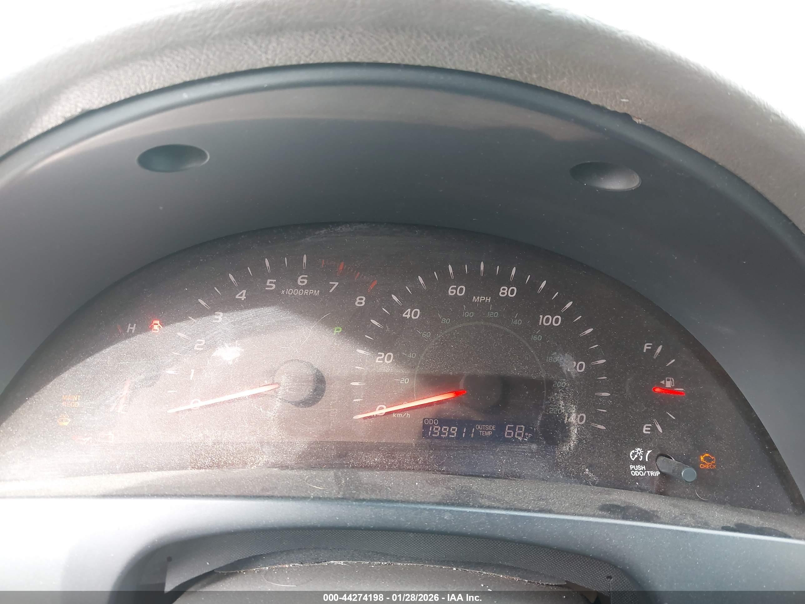 TOYOTA CAMRY image 7