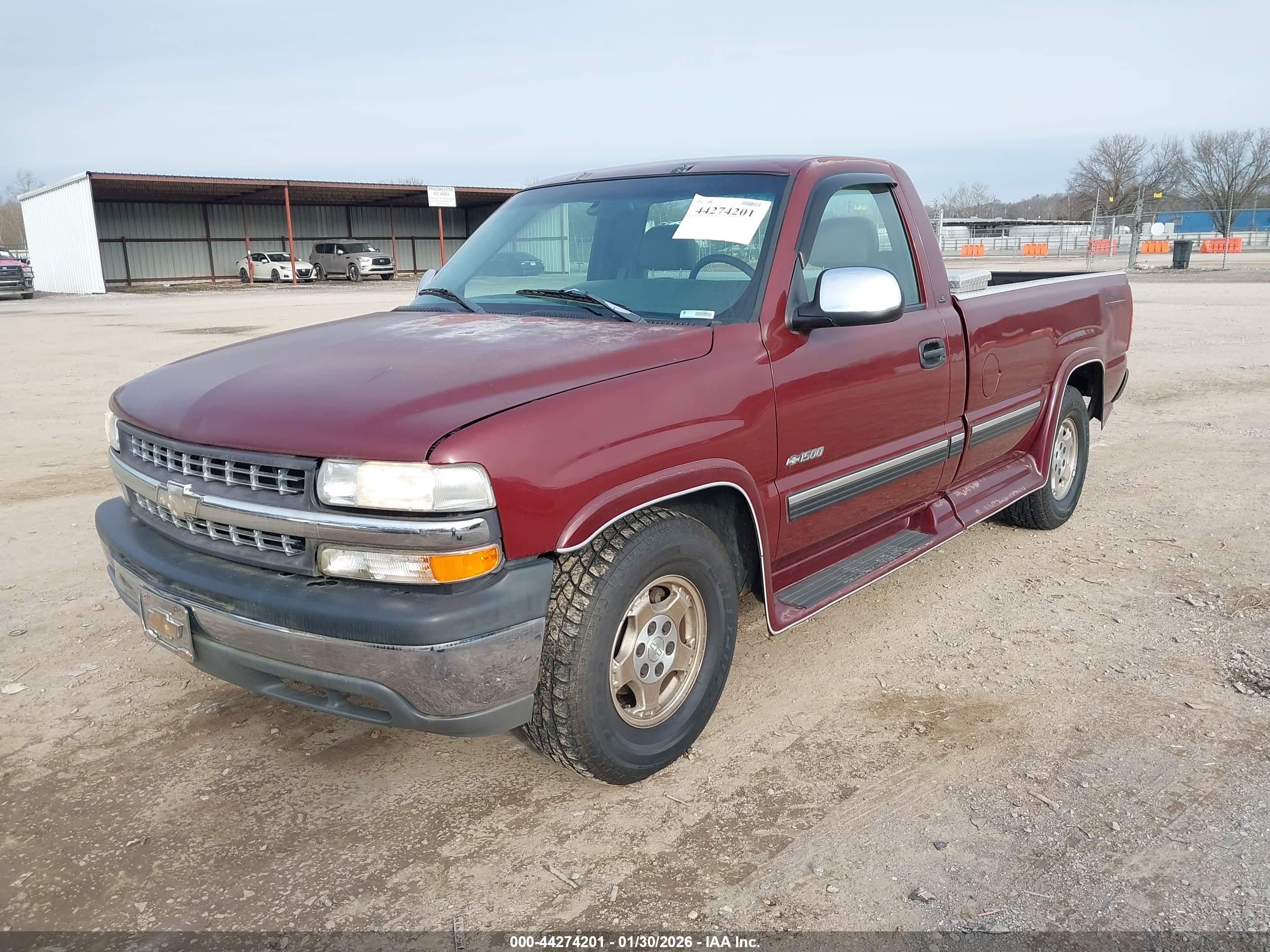 CHEVROLET SILVERADO image 2