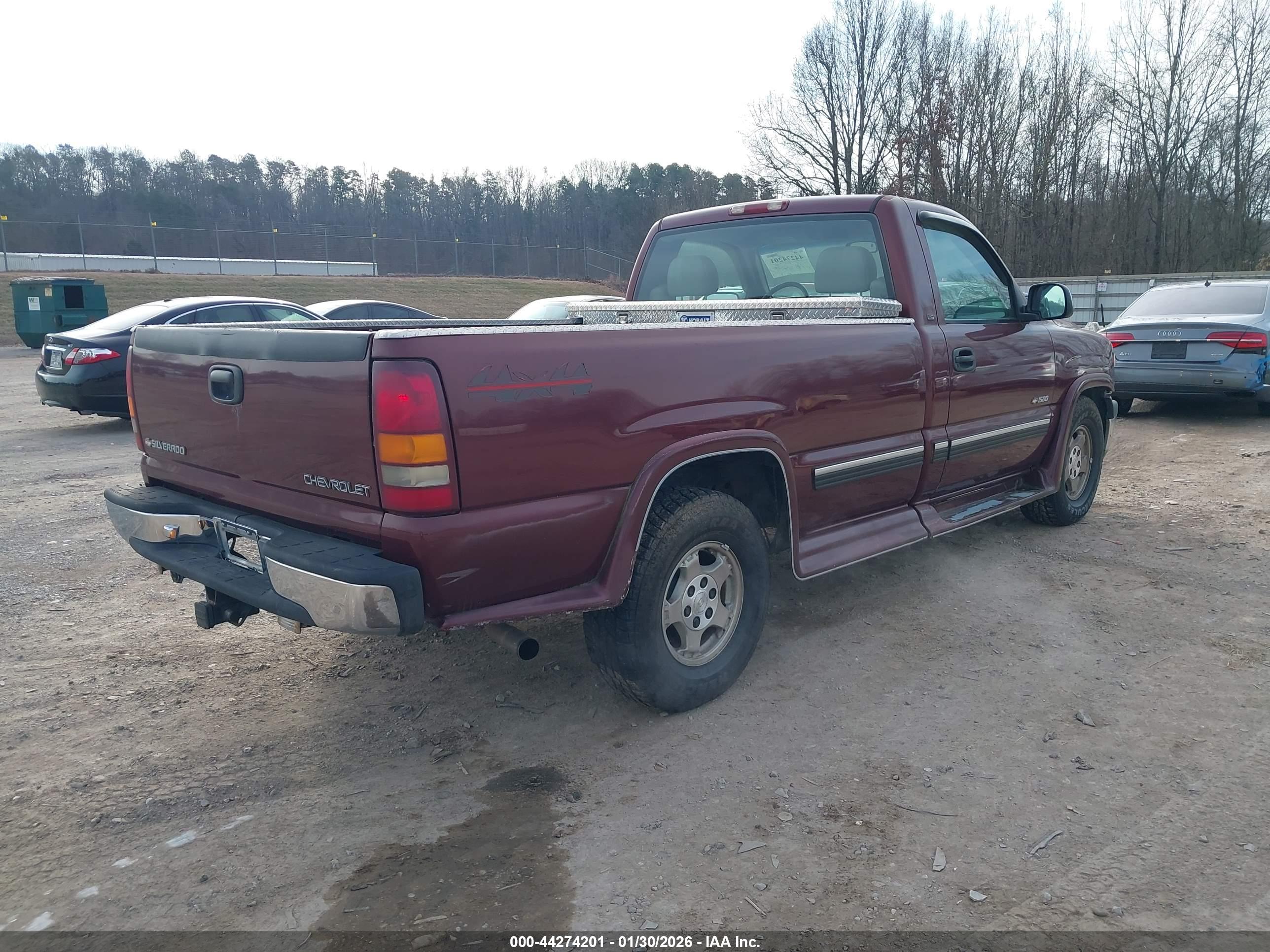 CHEVROLET SILVERADO image 4