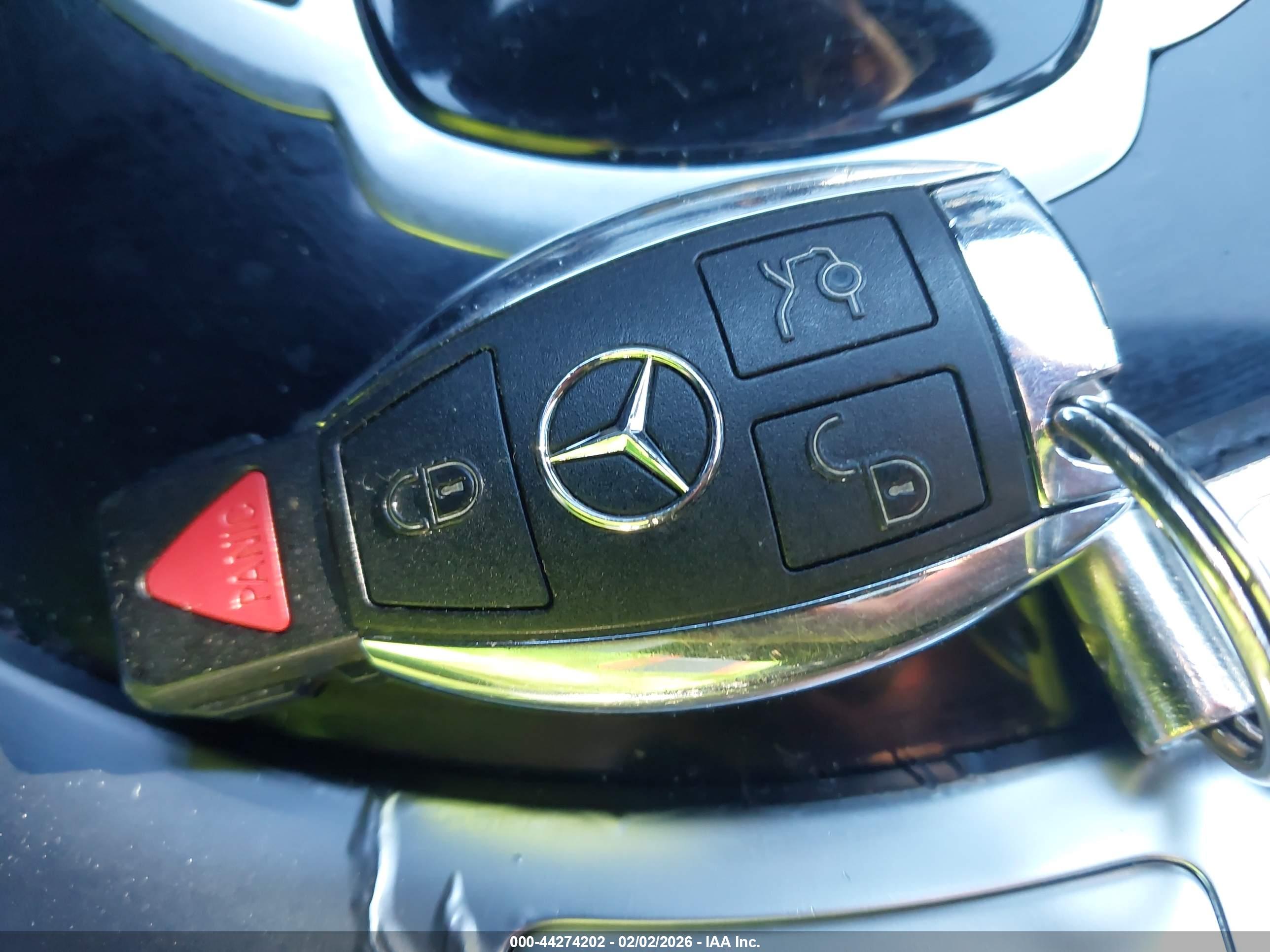 MERCEDES-BENZ C image 11