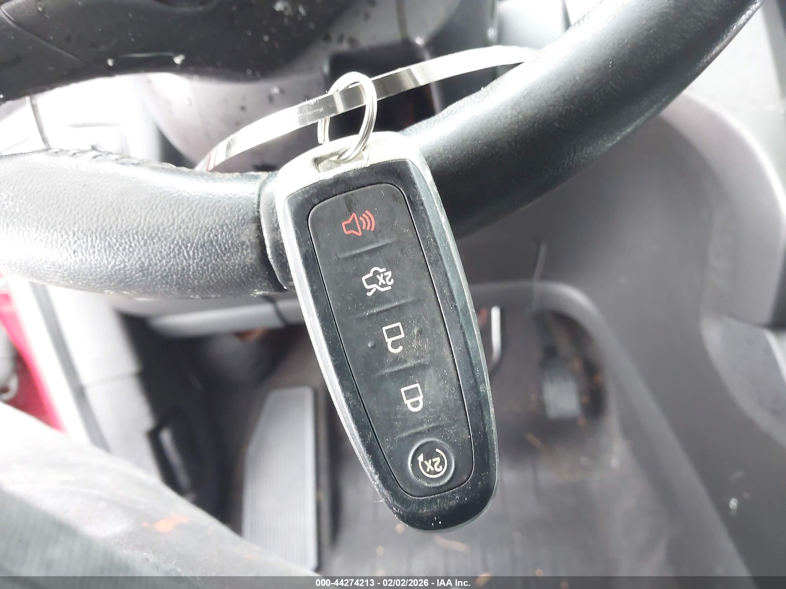 FORD ESCAPE image 11