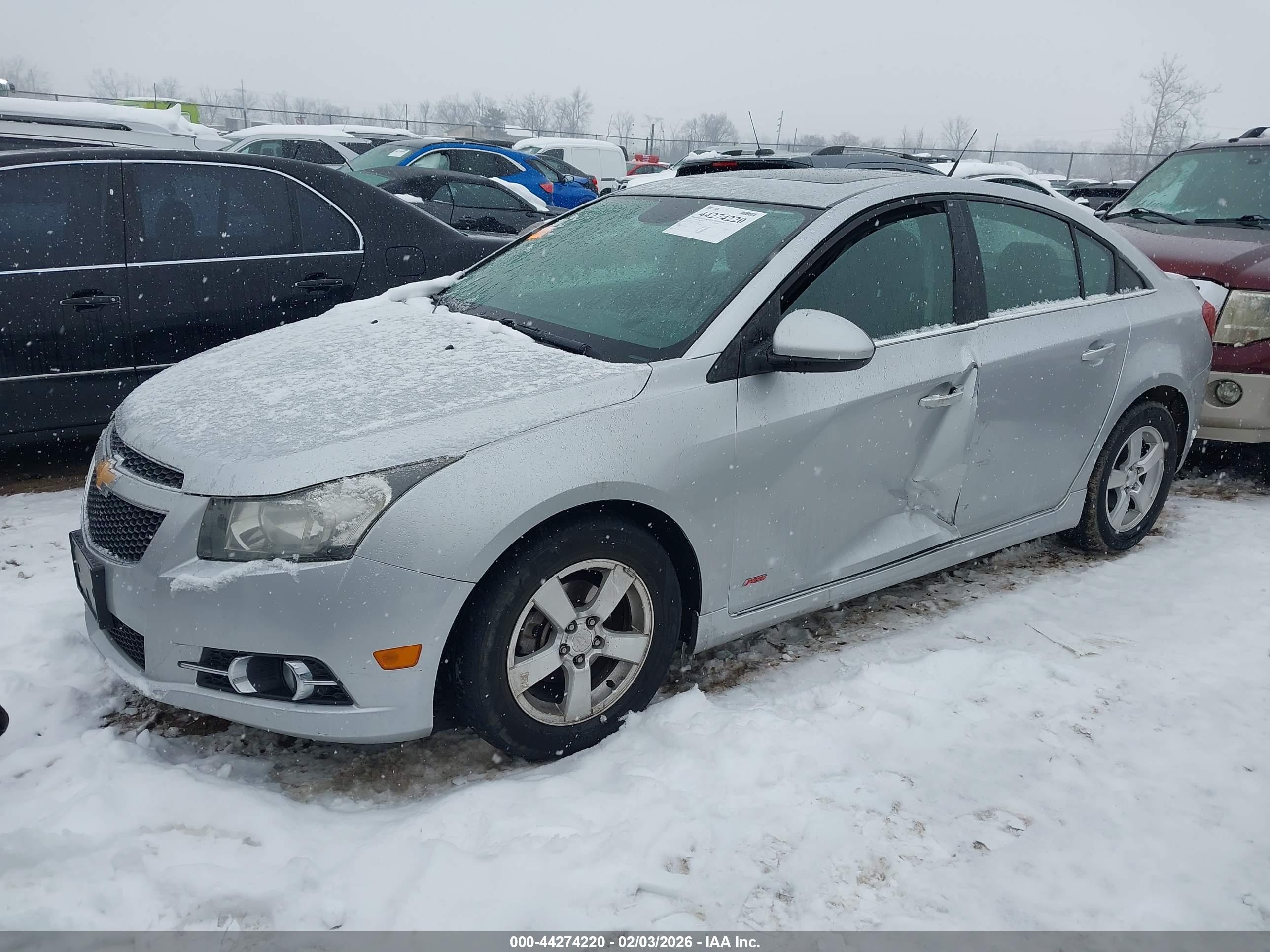 CHEVROLET CRUZE image 2