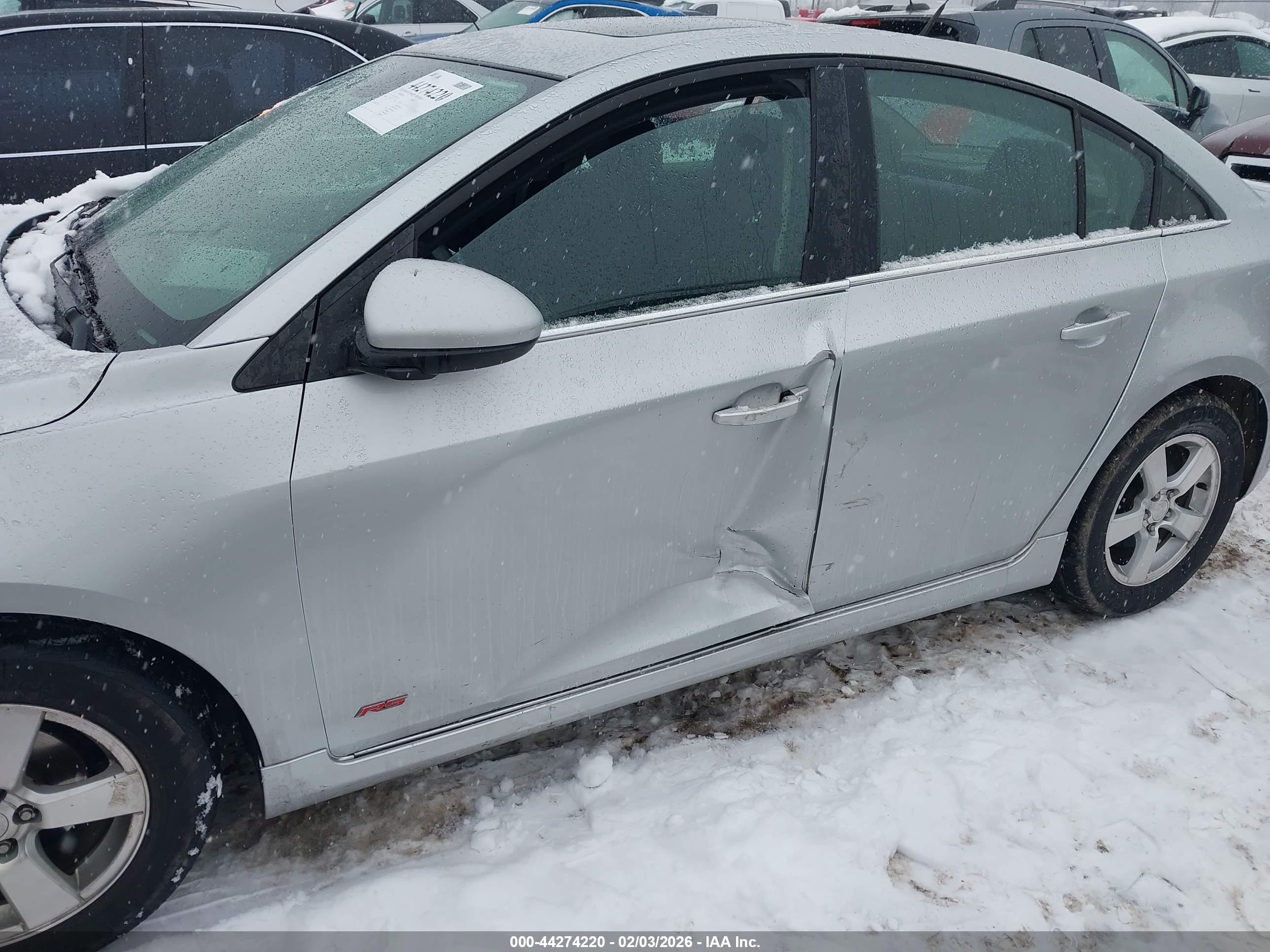 CHEVROLET CRUZE image 6
