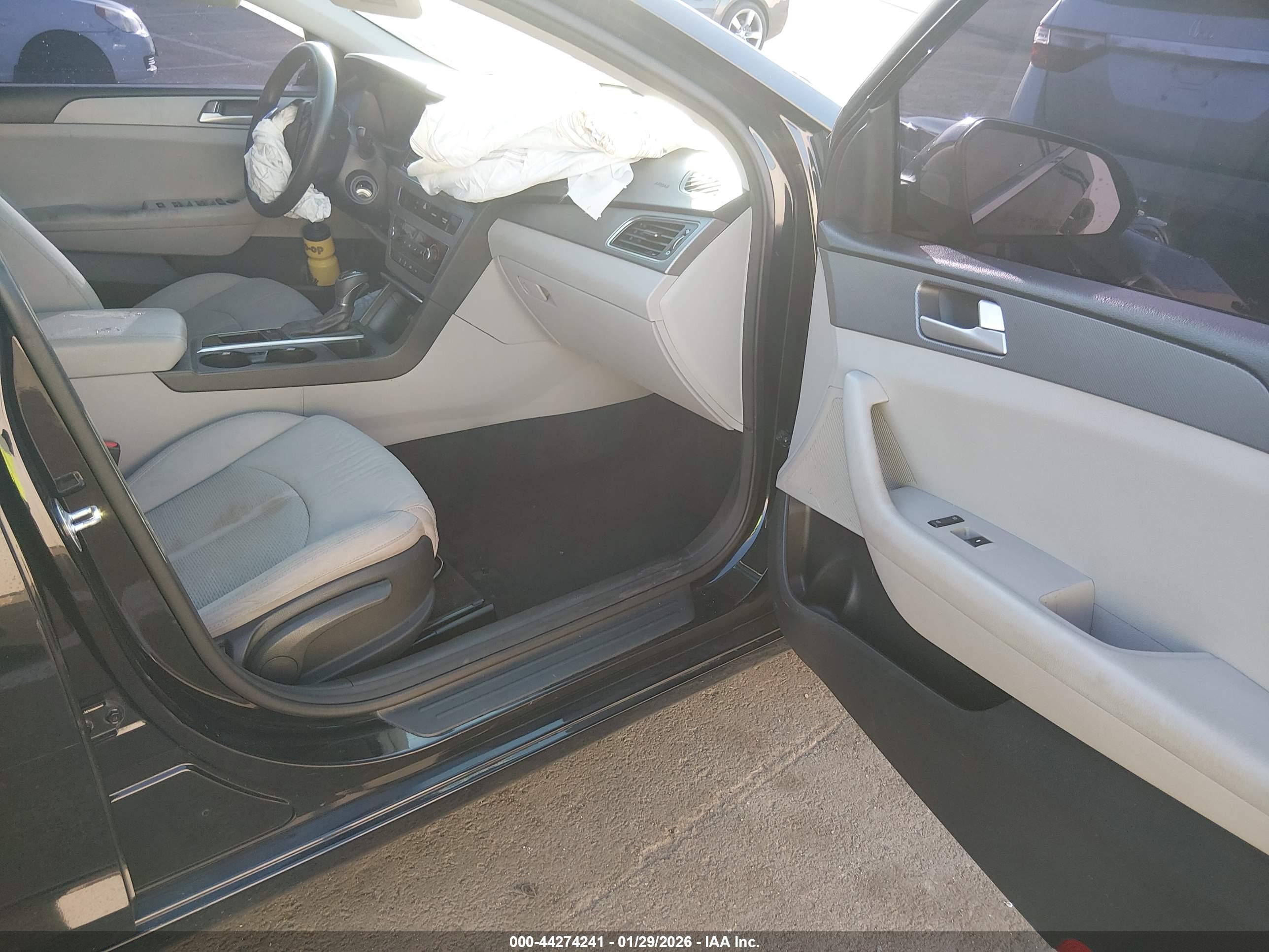 HYUNDAI SONATA image 5