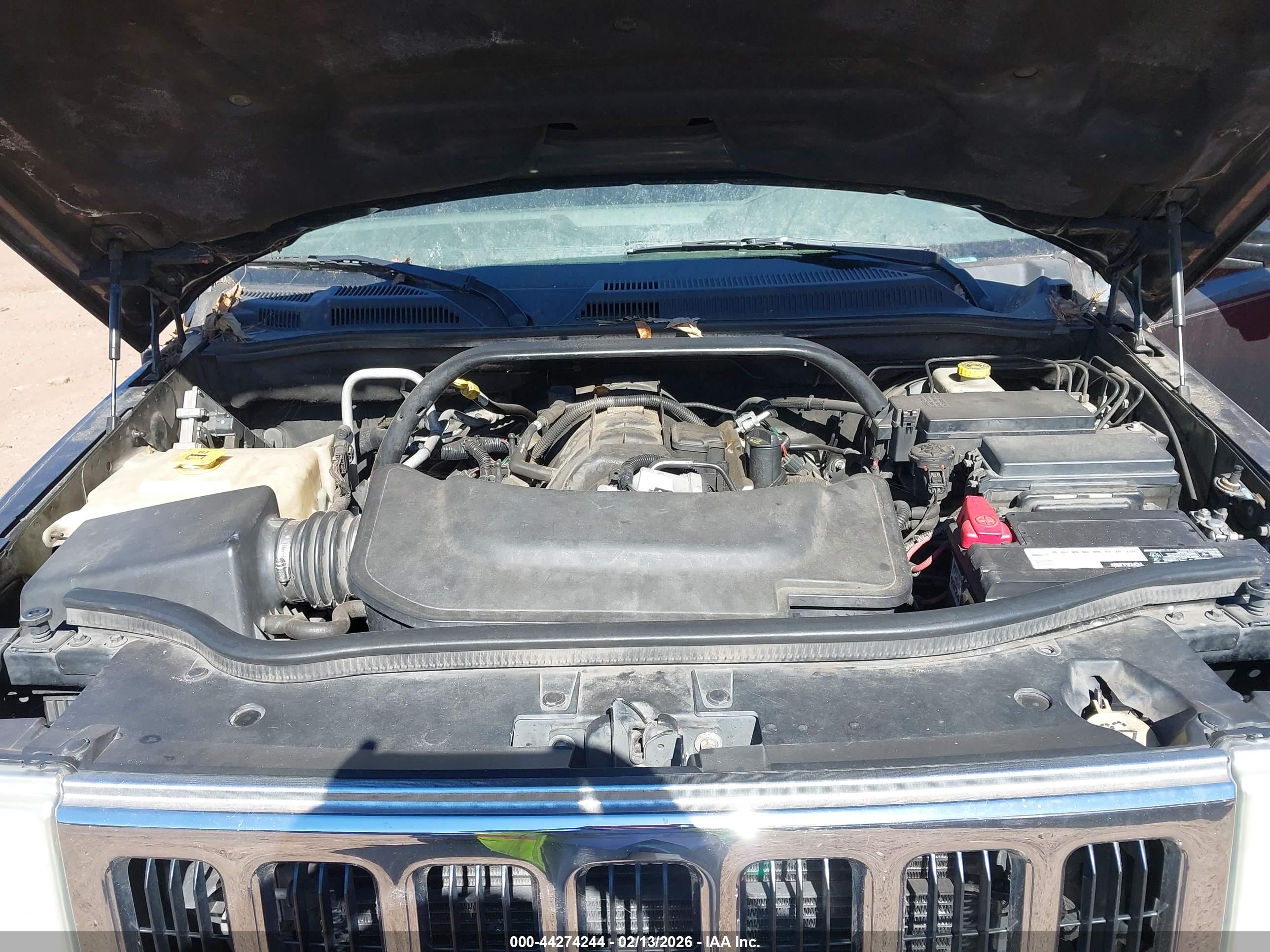 JEEP COMMANDER image 10