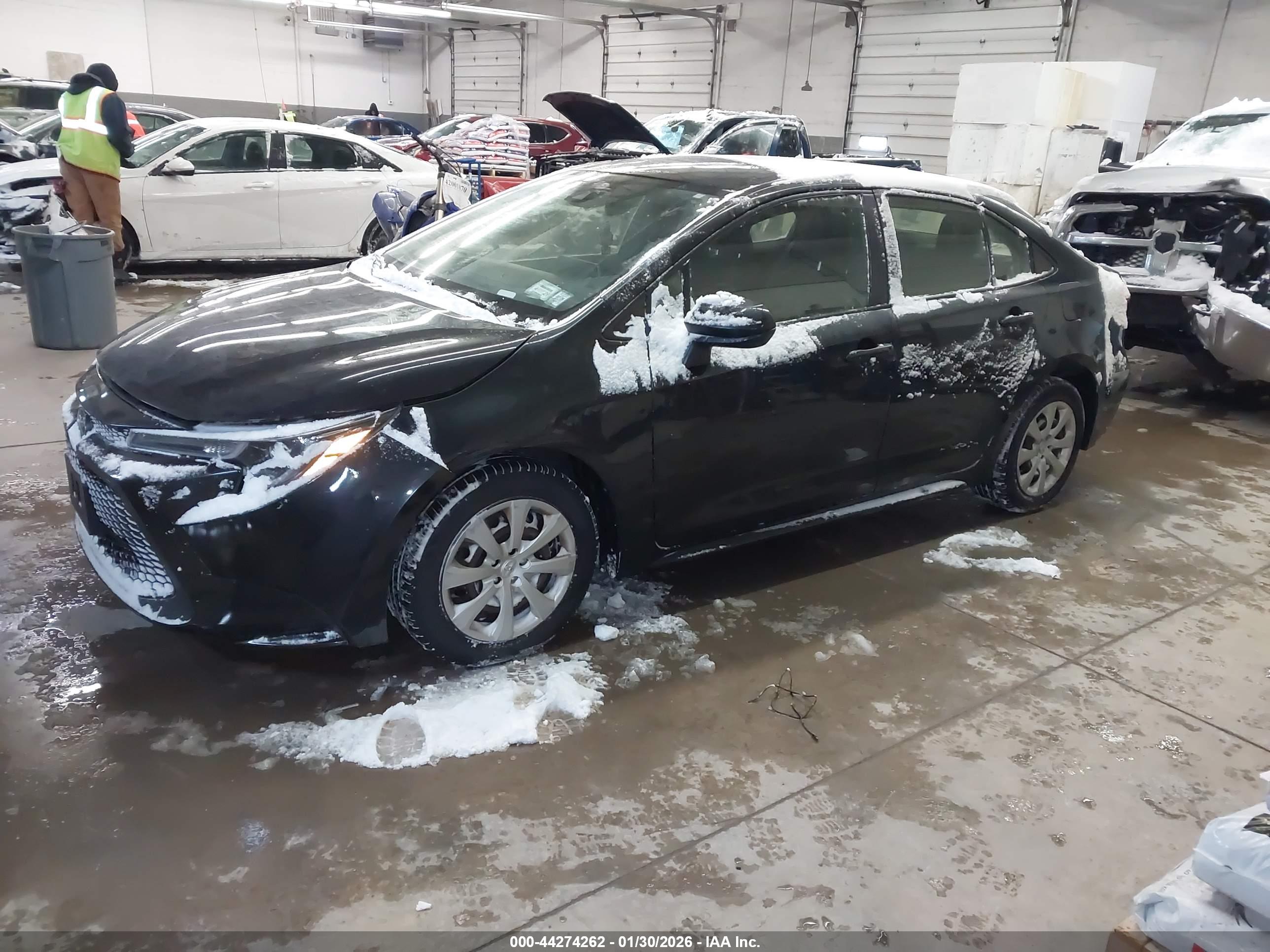 TOYOTA COROLLA image 2
