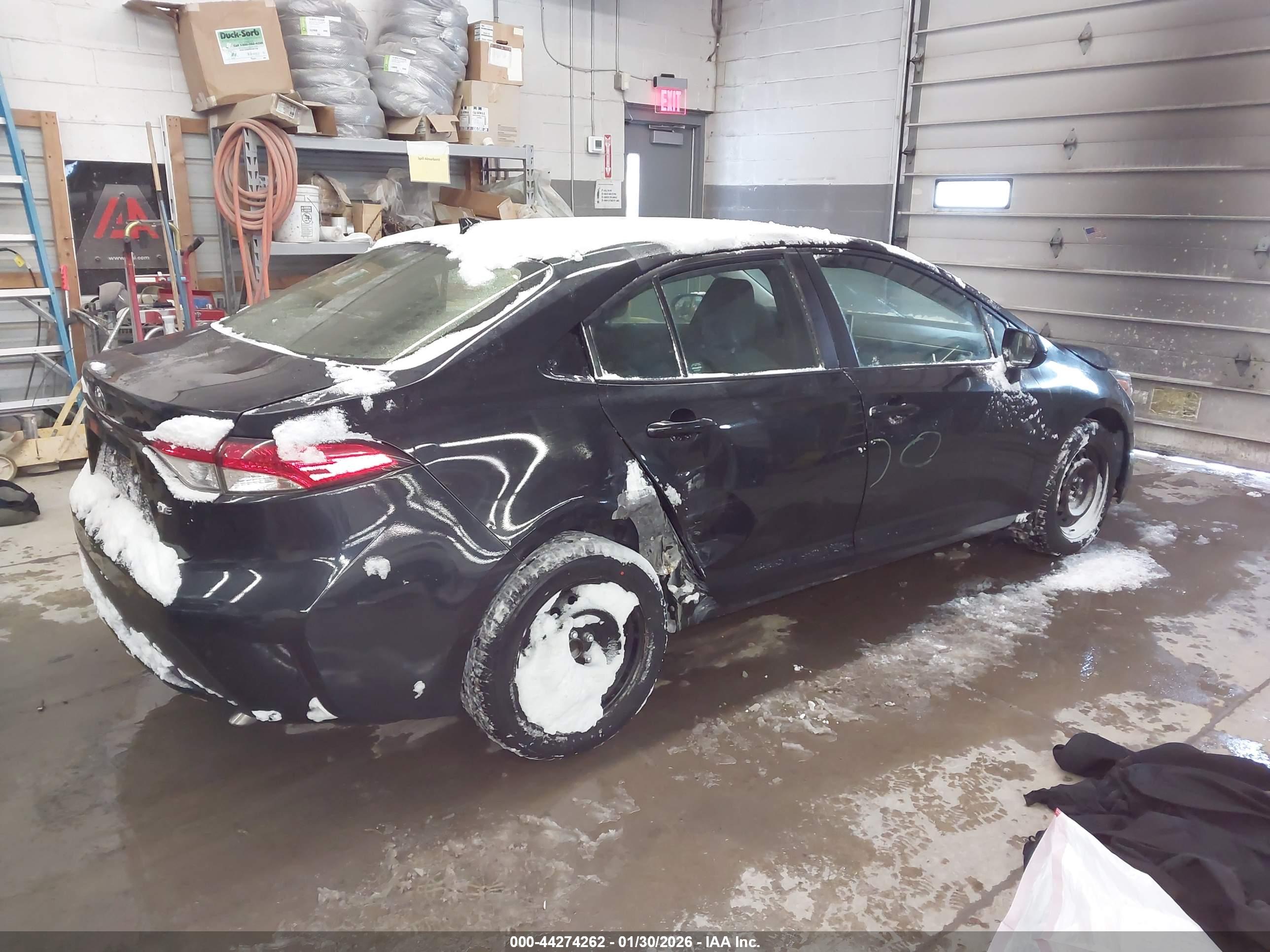 TOYOTA COROLLA image 4