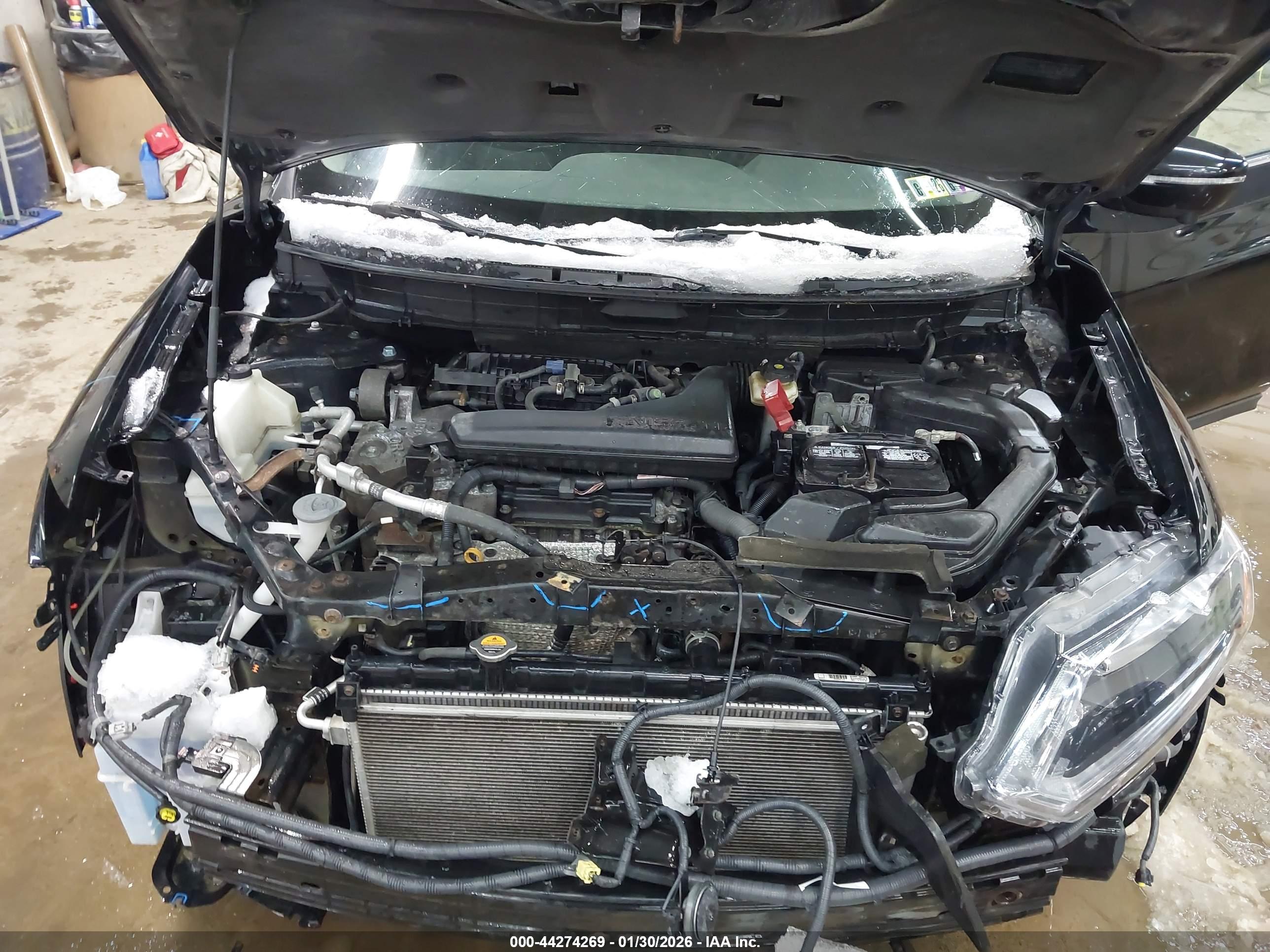 NISSAN ROGUE image 10