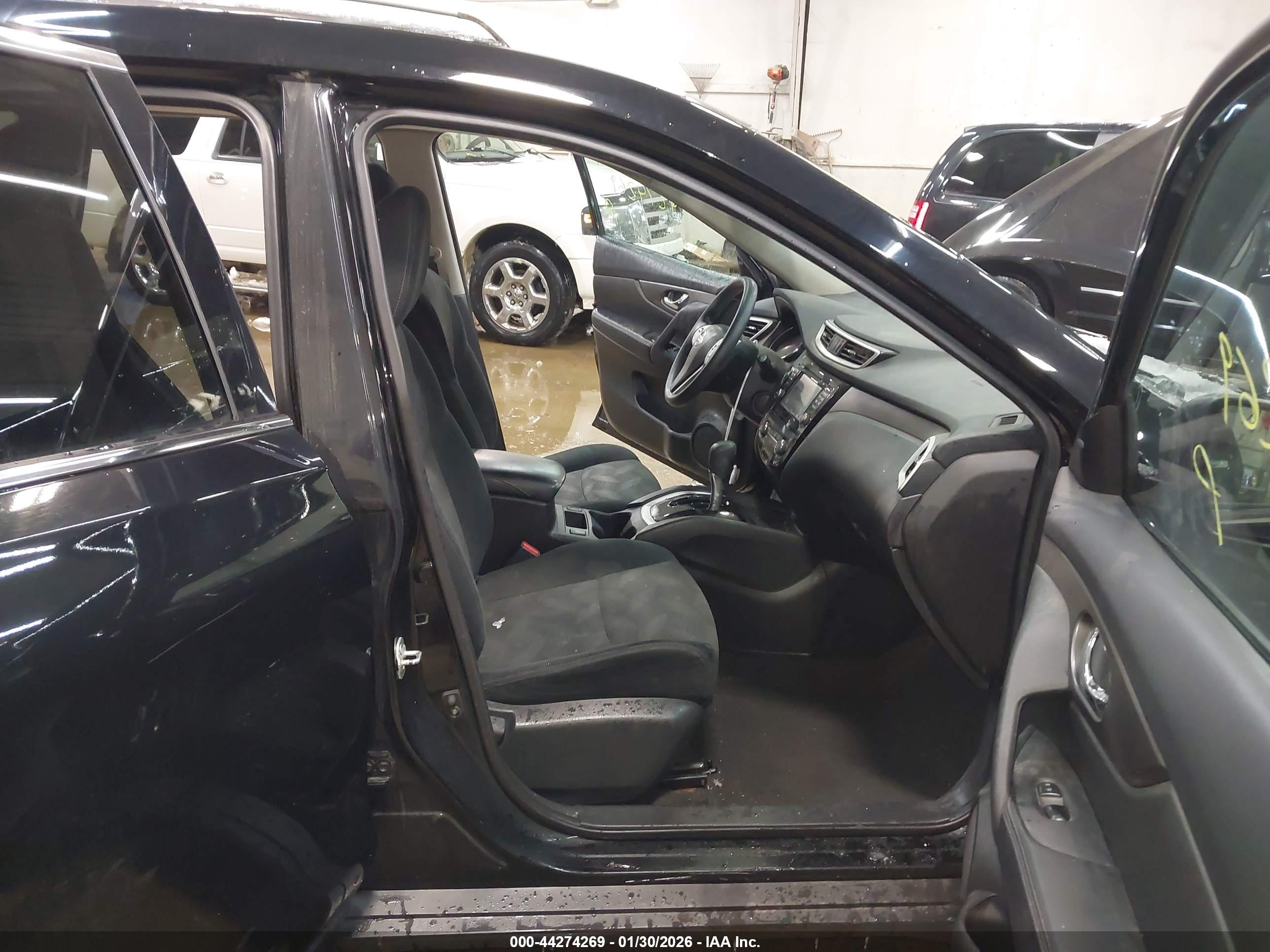 NISSAN ROGUE image 5