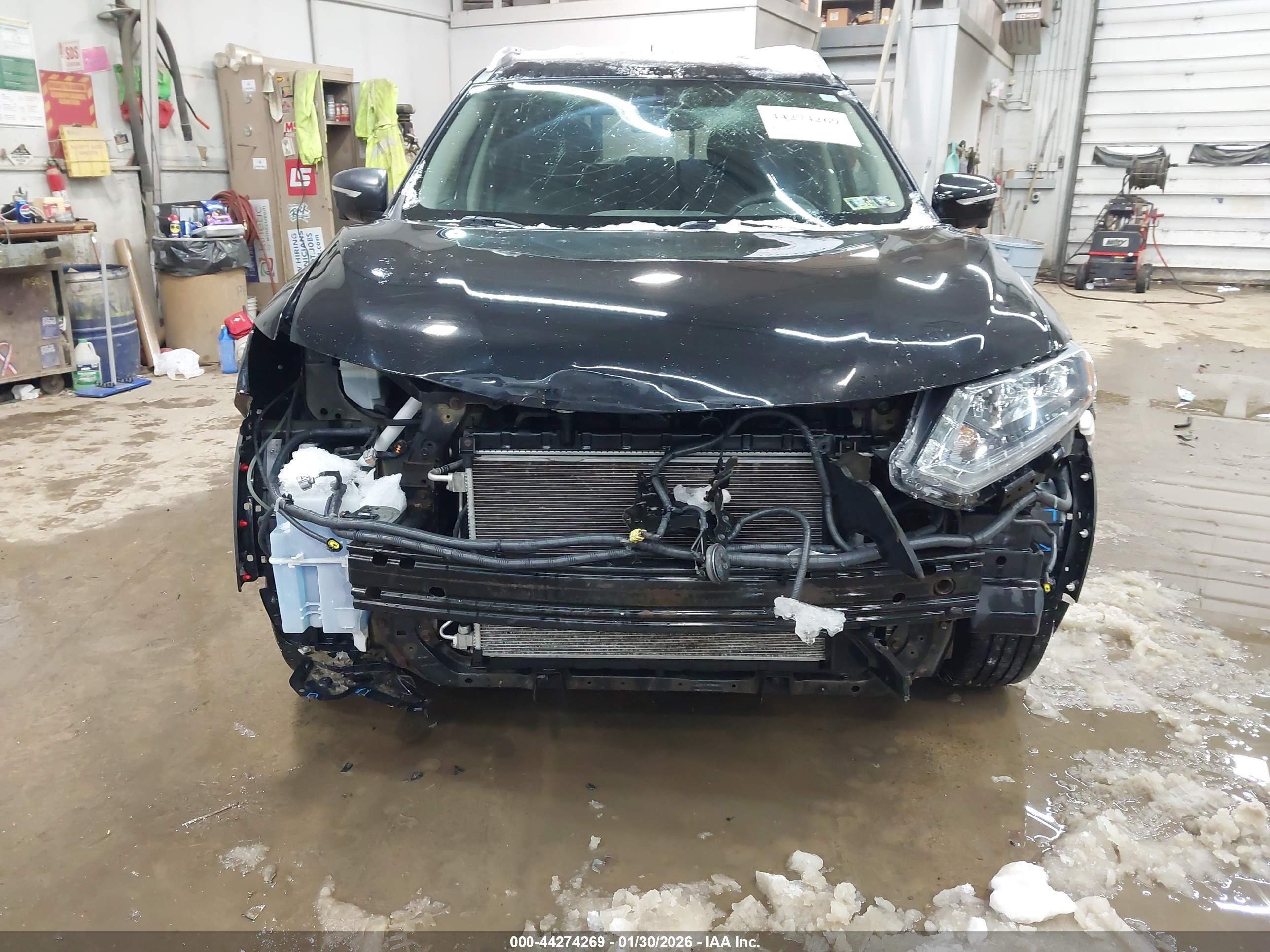 NISSAN ROGUE image 6
