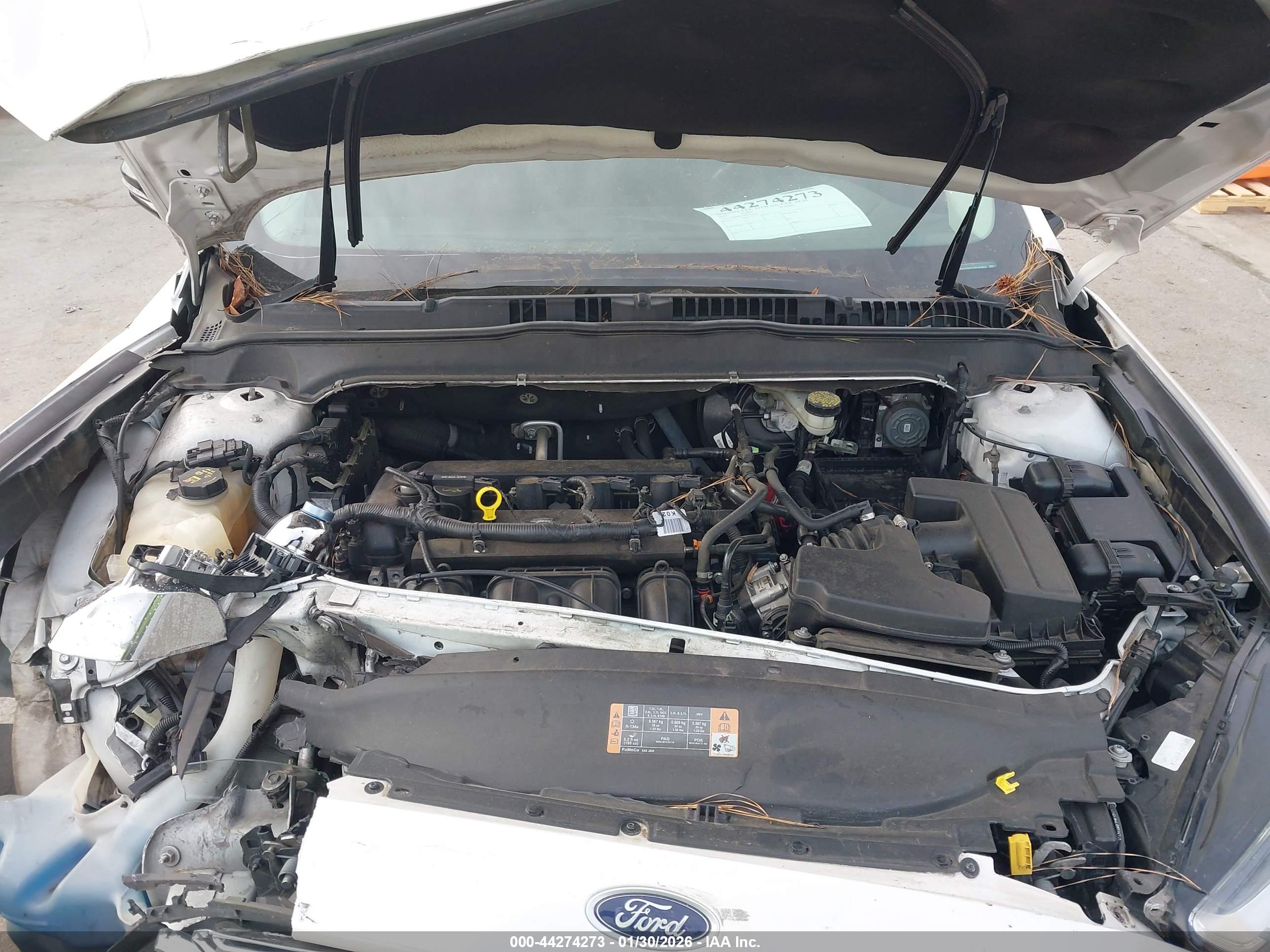 FORD FUSION image 10