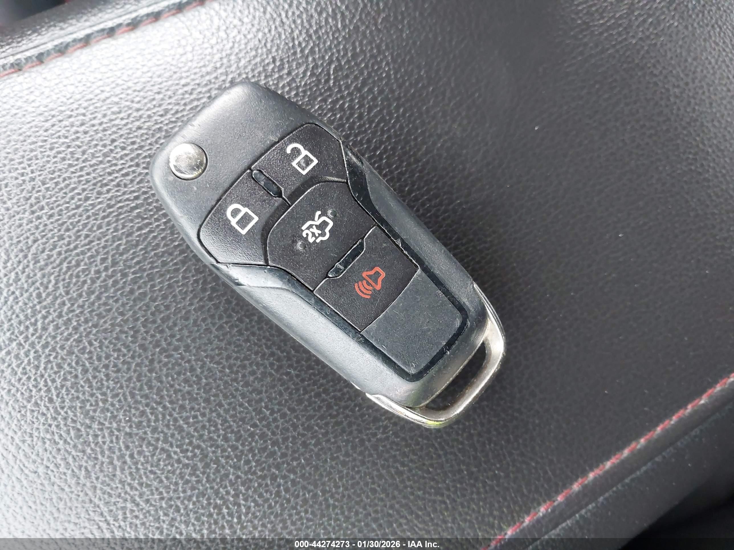 FORD FUSION image 11