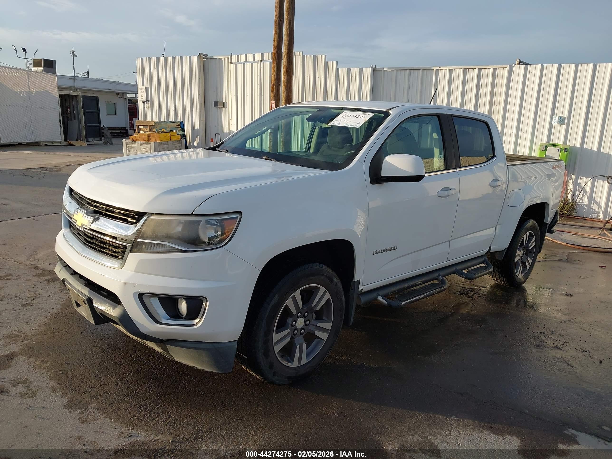 CHEVROLET COLORADO image 2