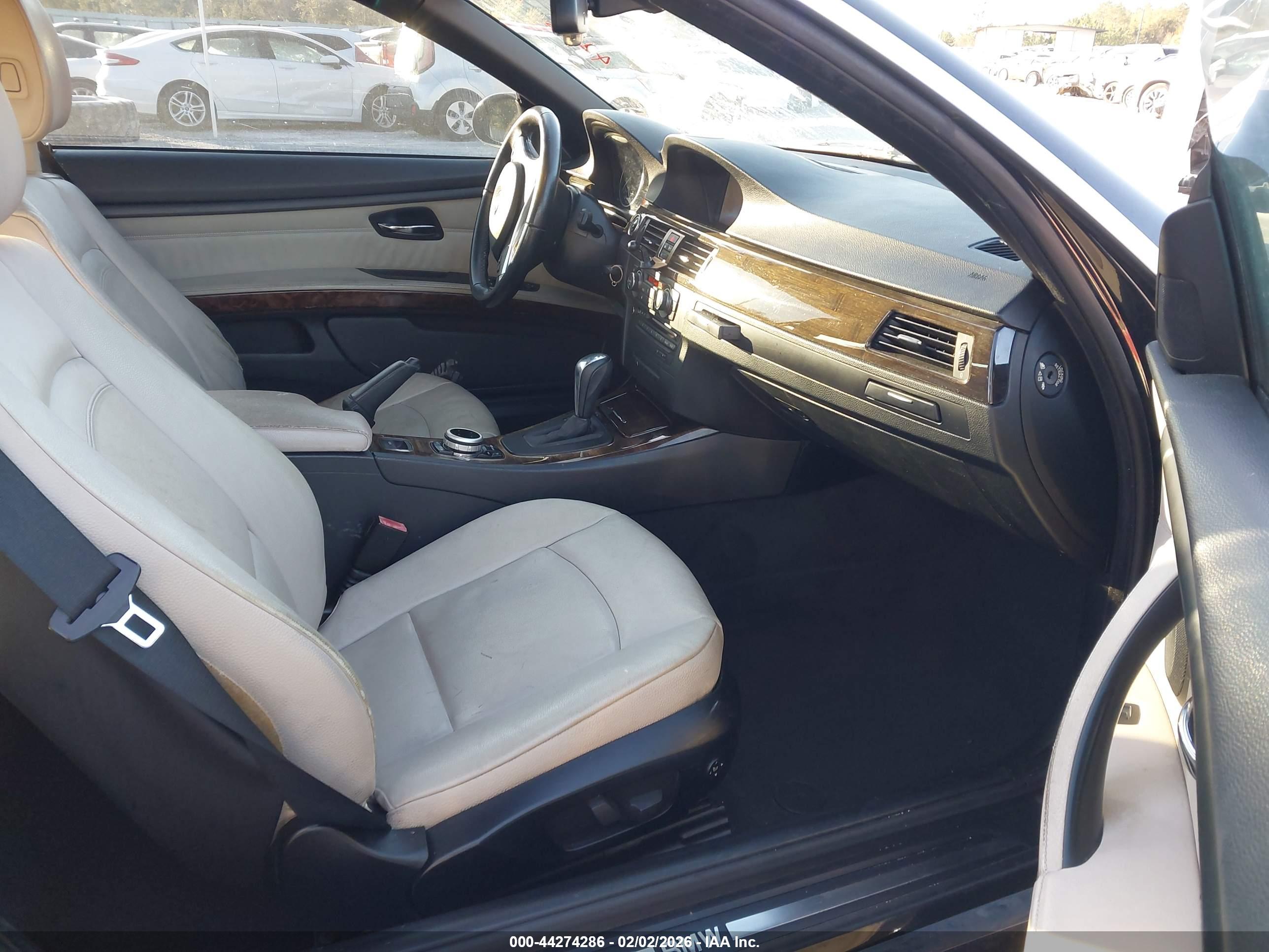 BMW 328I image 5