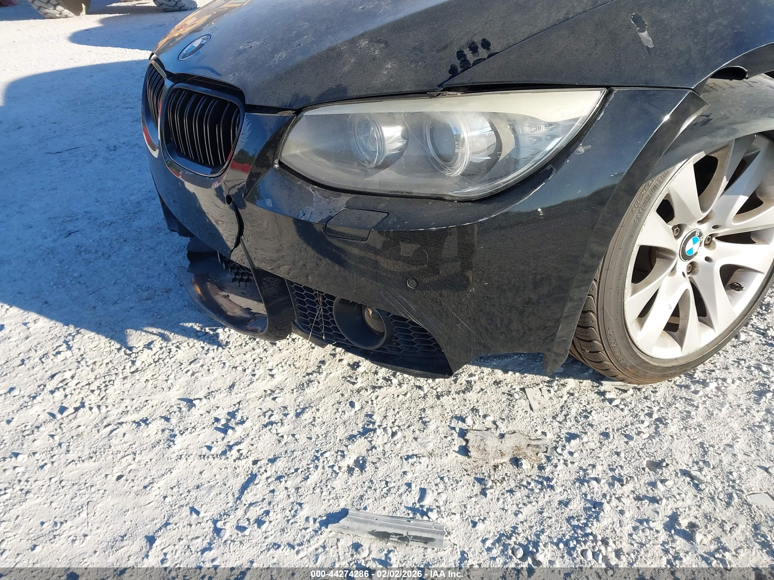 BMW 328I image 6