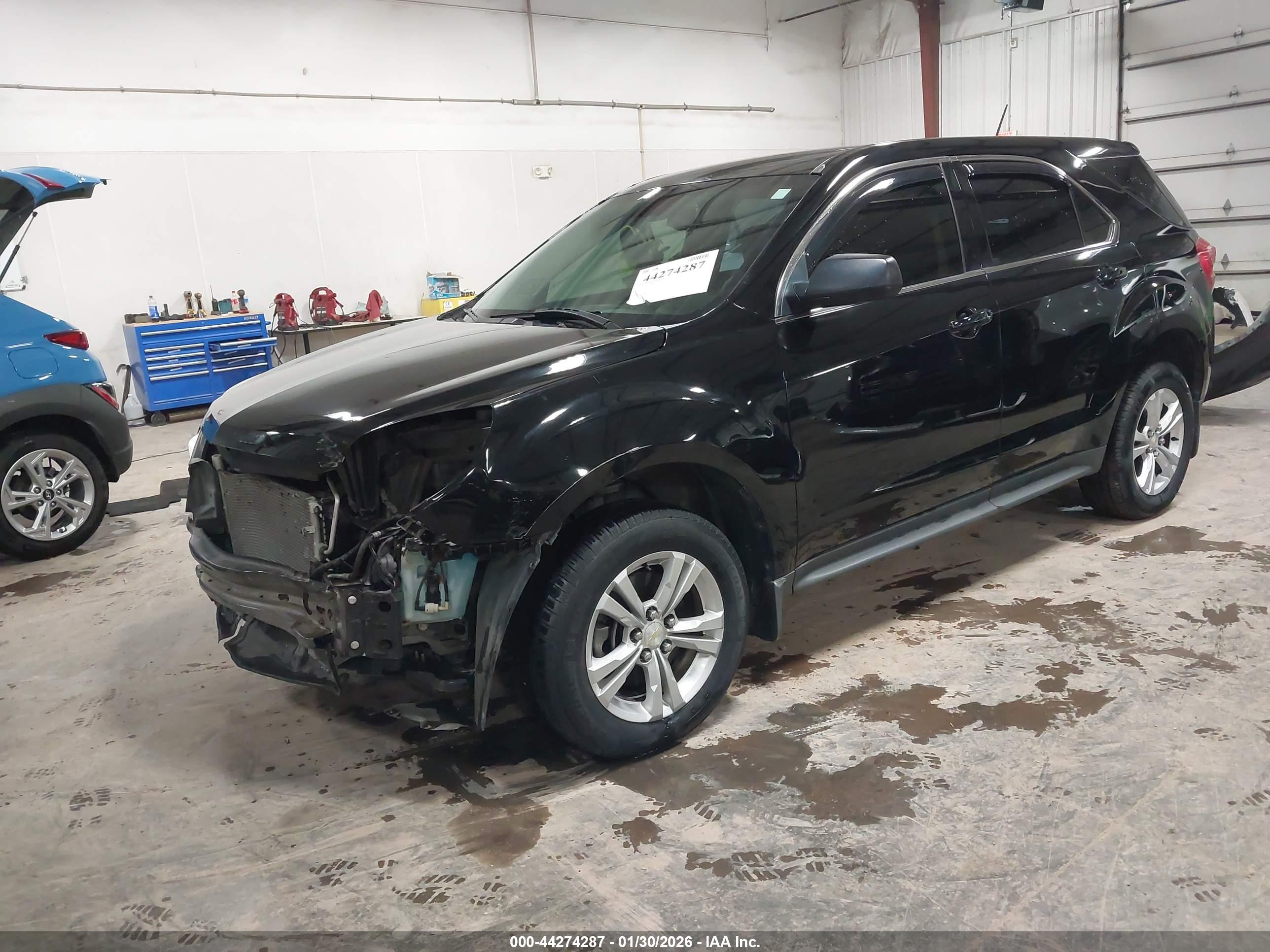 CHEVROLET EQUINOX image 2