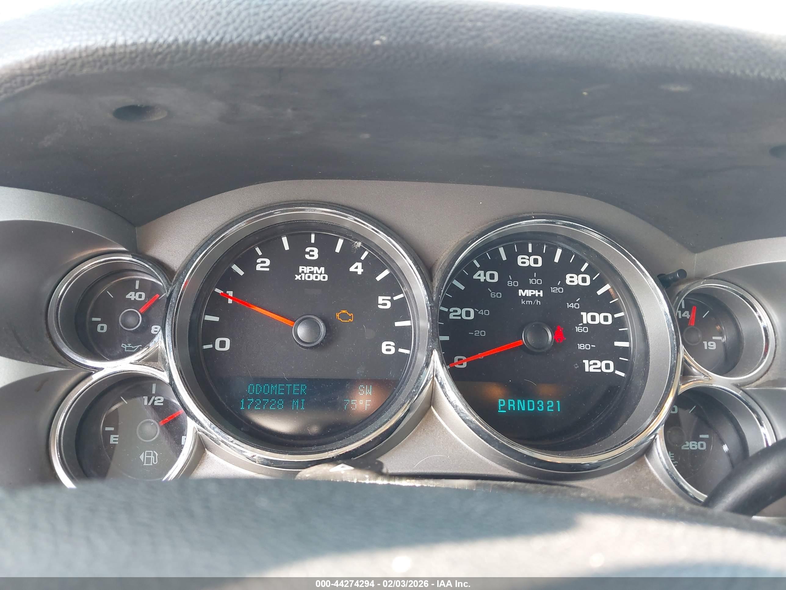 CHEVROLET SILVERADO image 7