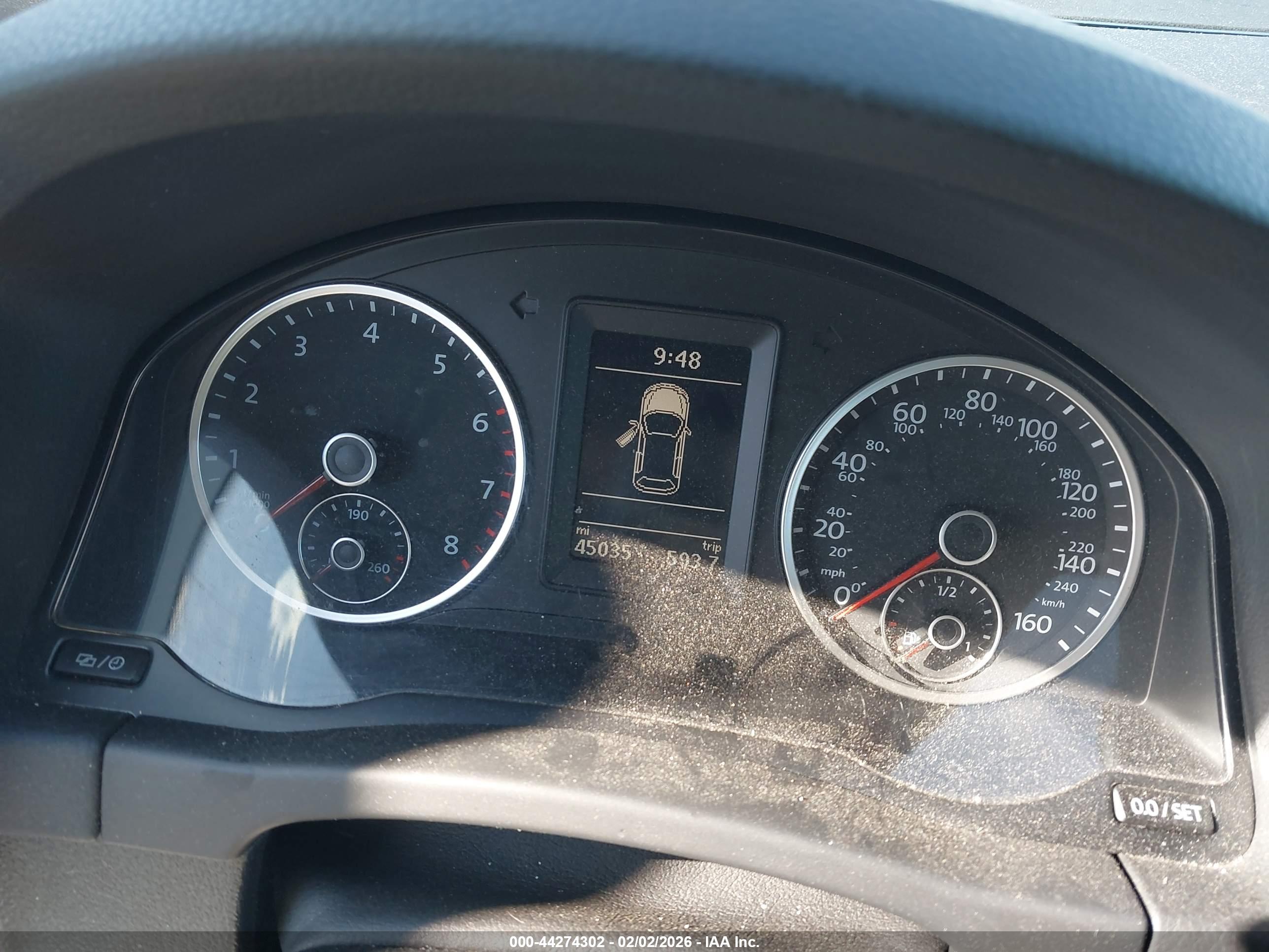 VOLKSWAGEN TIGUAN image 7