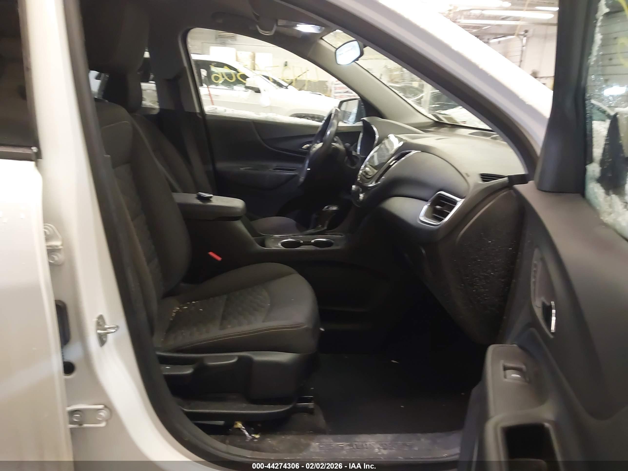 CHEVROLET EQUINOX image 5