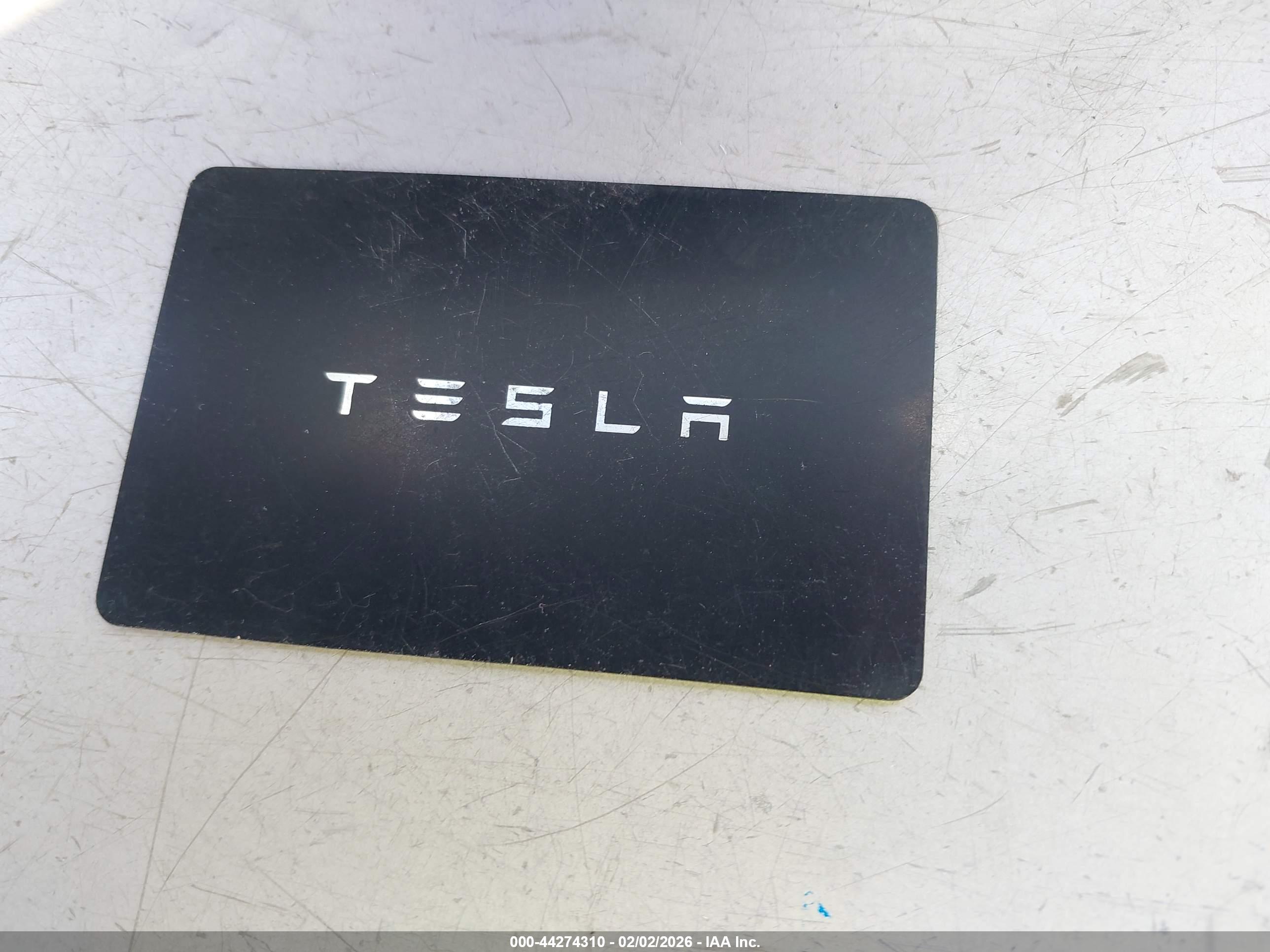 TESLA MODEL image 11