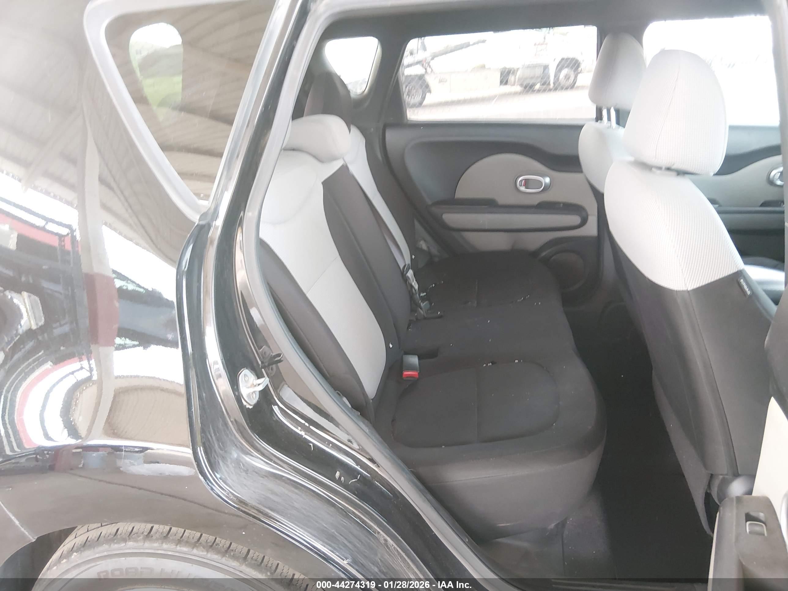 KIA SOUL image 8