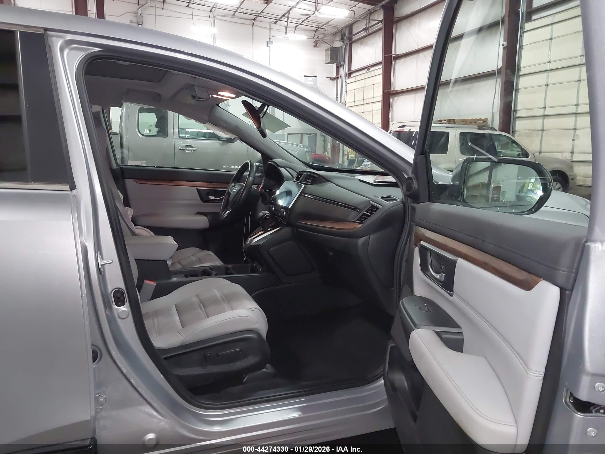HONDA CR-V image 5