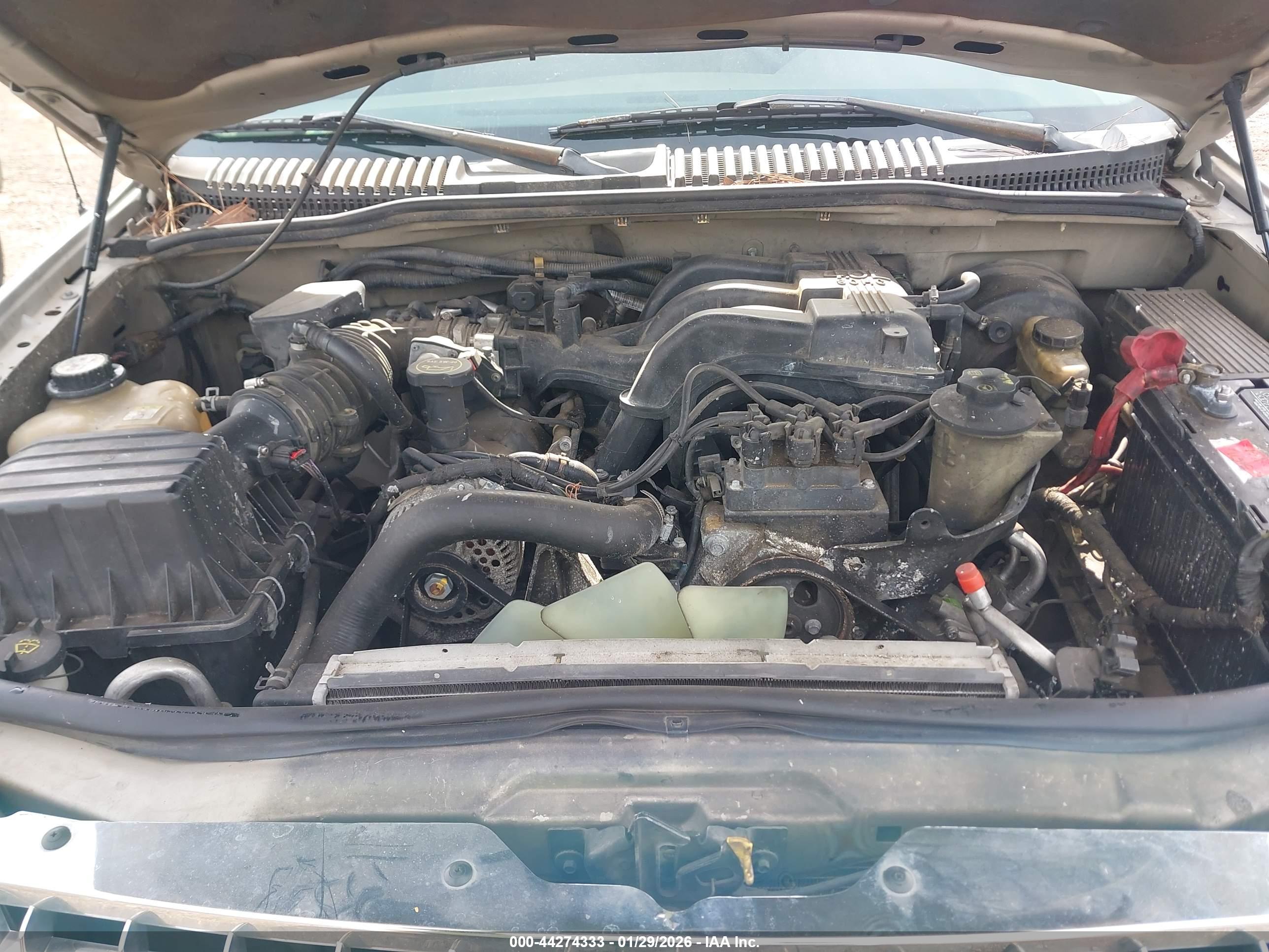 FORD EXPLORER image 10
