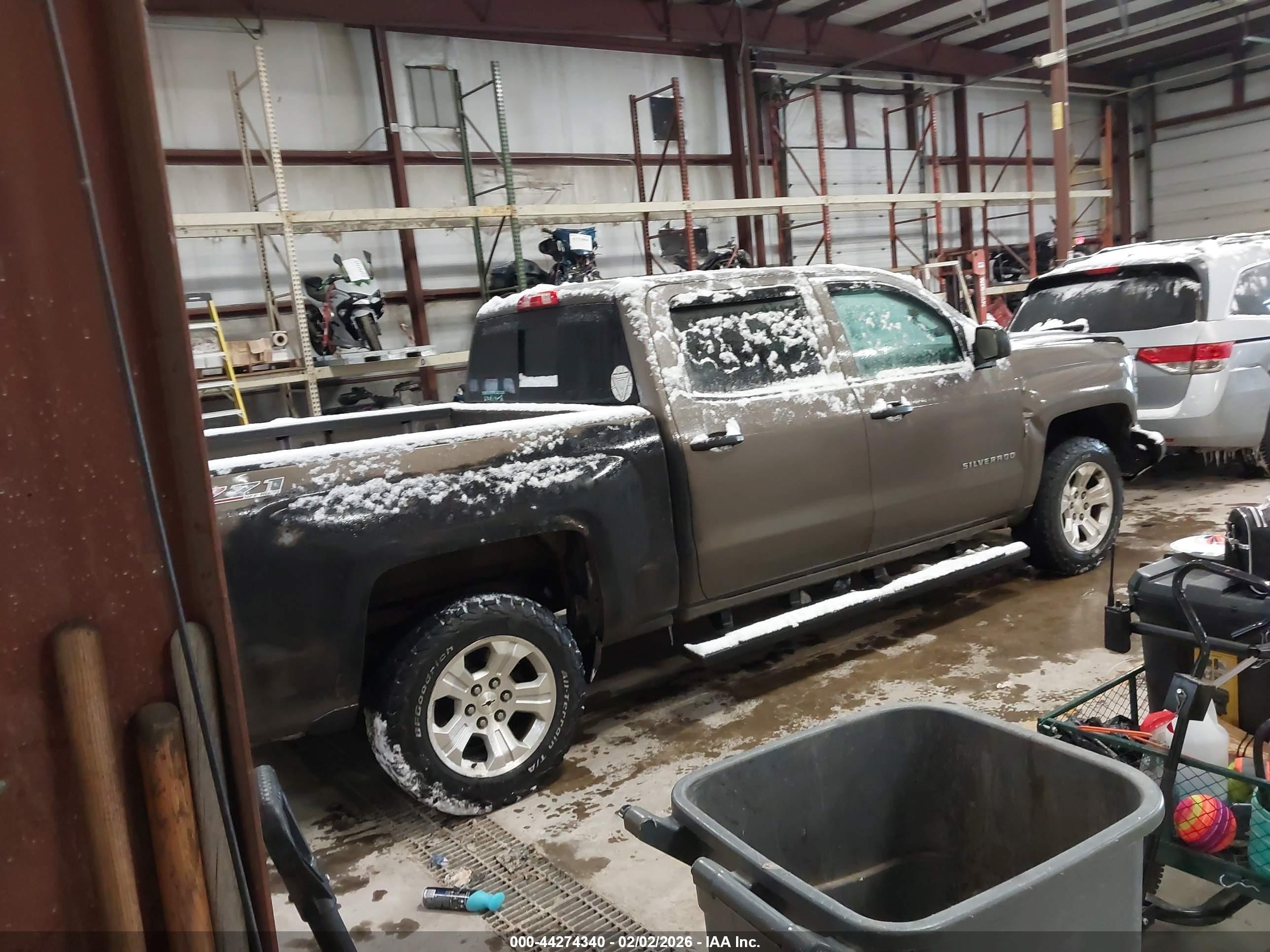 CHEVROLET SILVERADO image 4