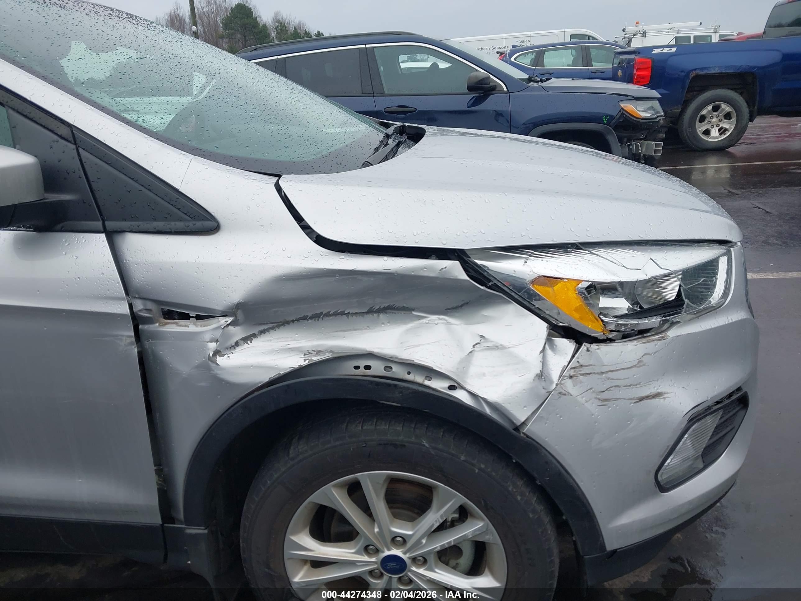 FORD ESCAPE image 6