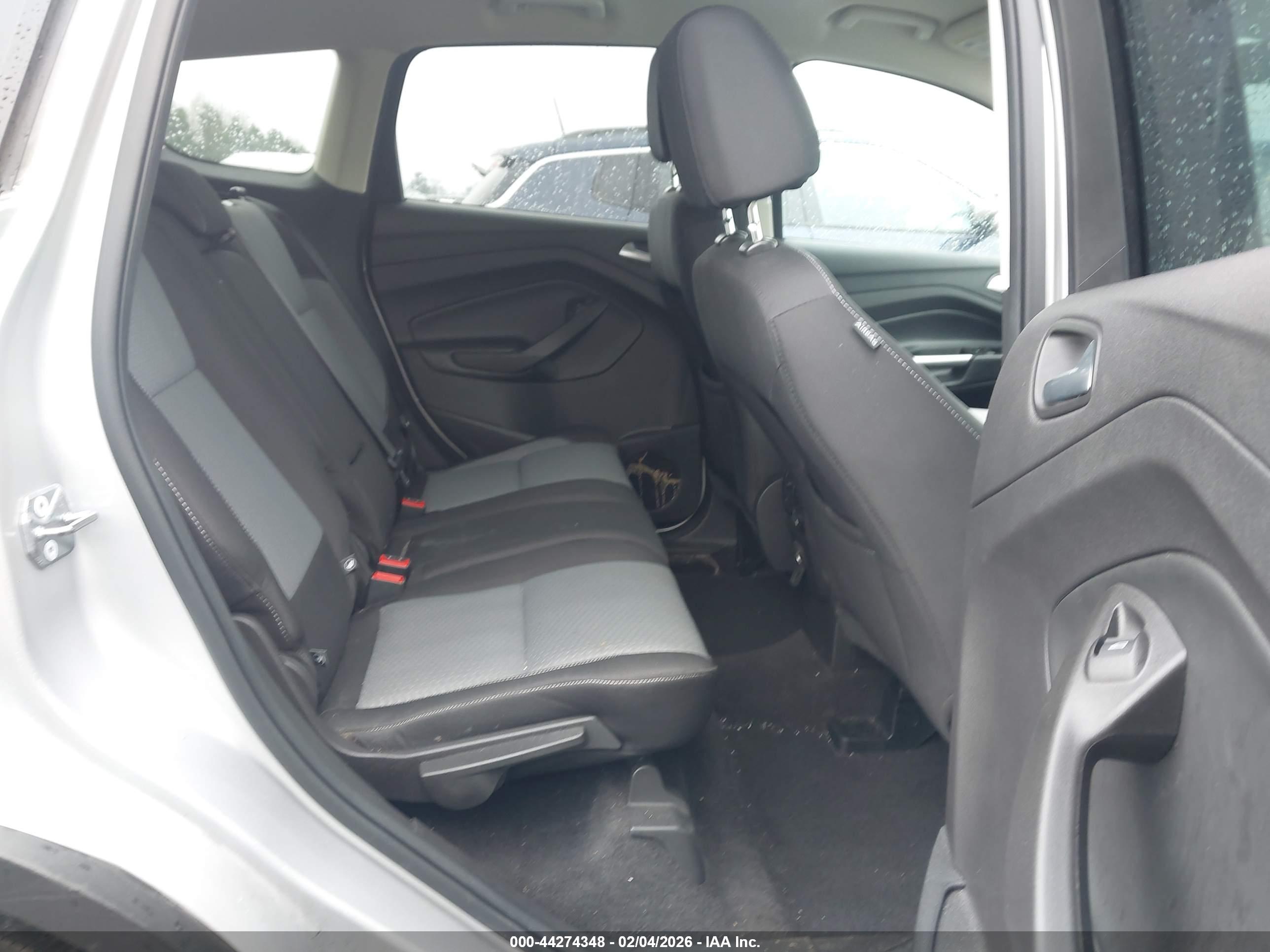 FORD ESCAPE image 8