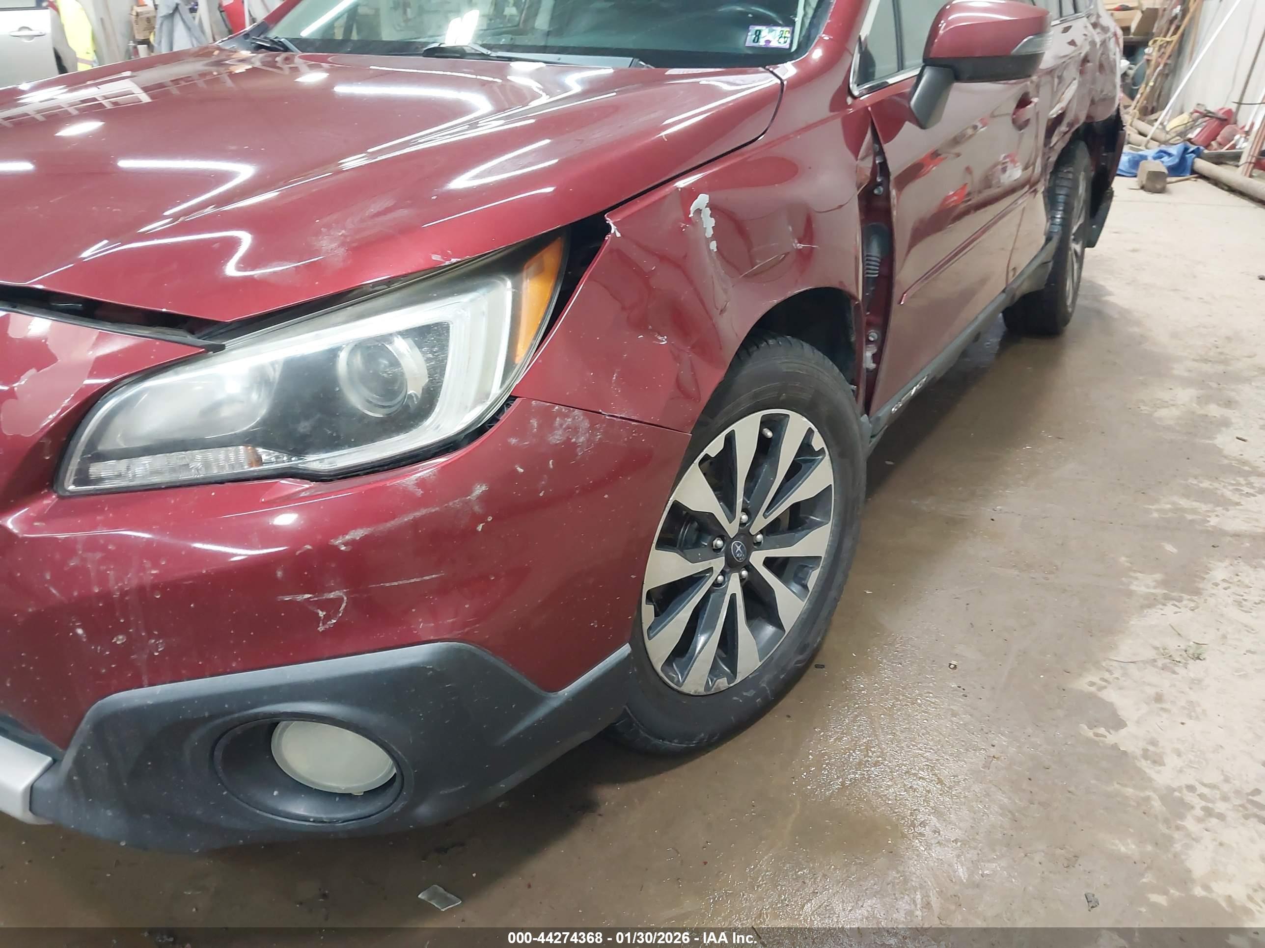 SUBARU OUTBACK image 6